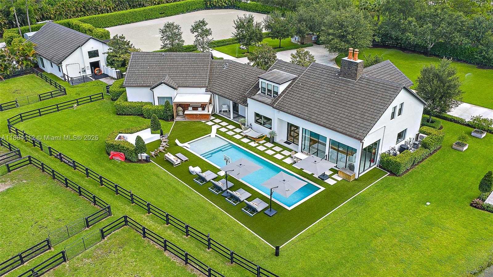 Small Image of 13411 FOX CROFT LN, Palm Beach Gardens Number 8