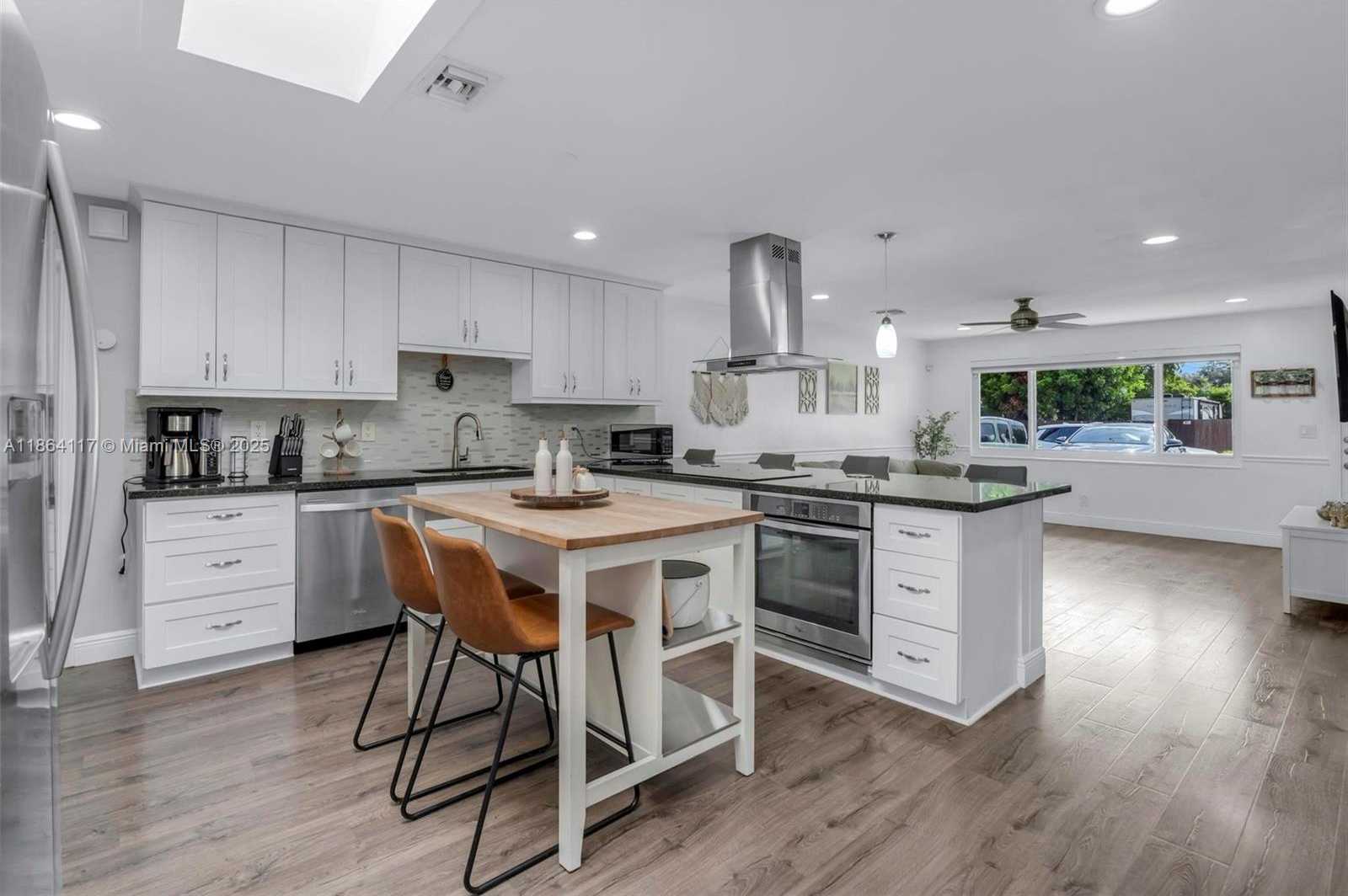 Small Image of 5209 SOUTH WEST 95TH AVE, Cooper City Number 10