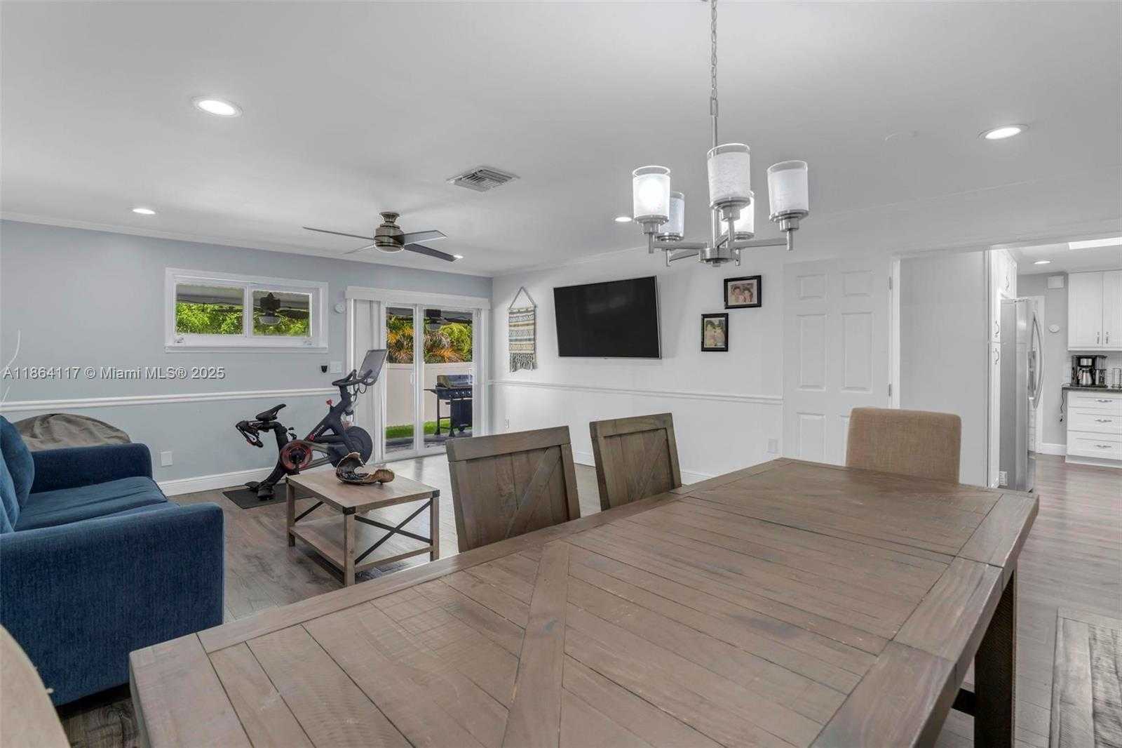 Small Image of 5209 SOUTH WEST 95TH AVE, Cooper City Number 15
