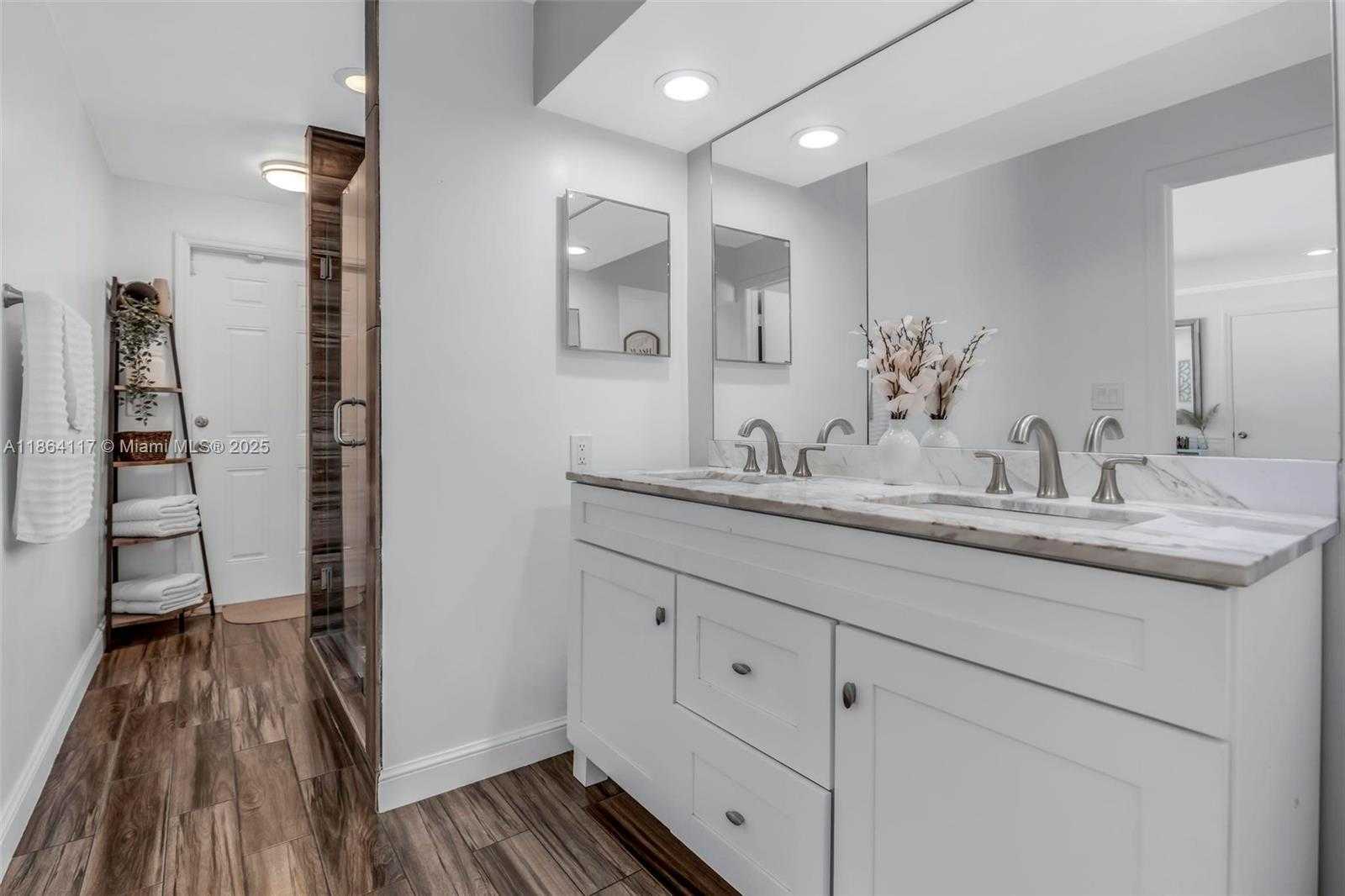 Small Image of 5209 SOUTH WEST 95TH AVE, Cooper City Number 23