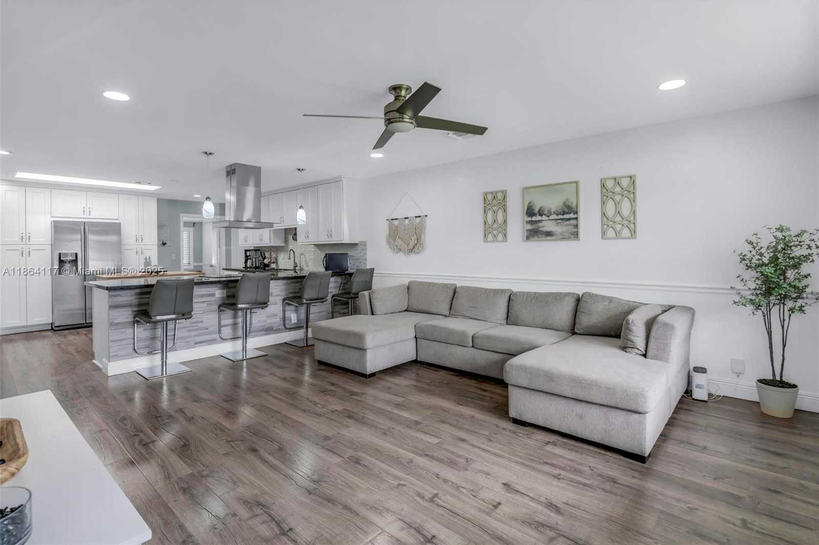 Small Image of 5209 SOUTH WEST 95TH AVE, Cooper City Number 5