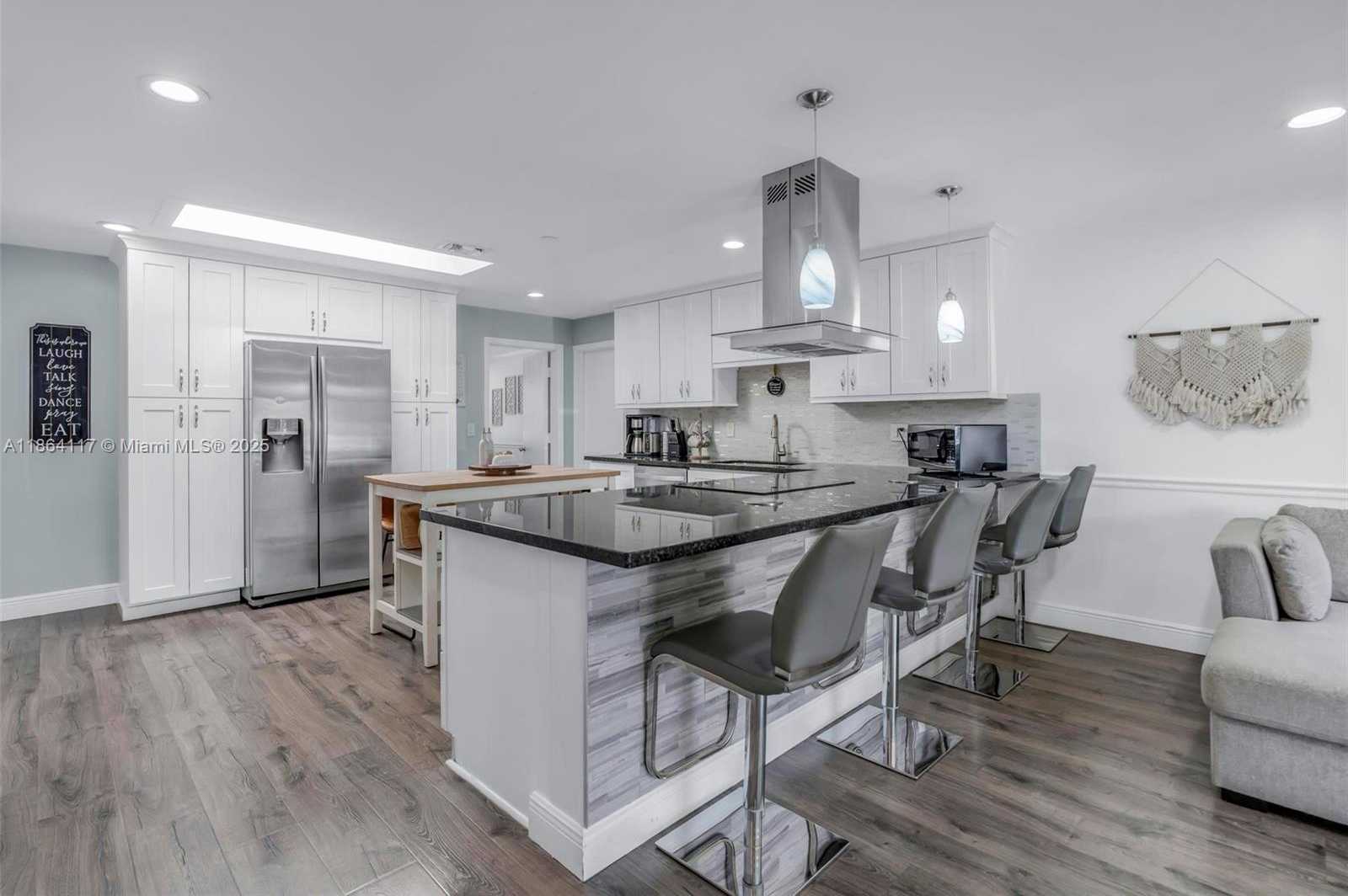 Small Image of 5209 SOUTH WEST 95TH AVE, Cooper City Number 8