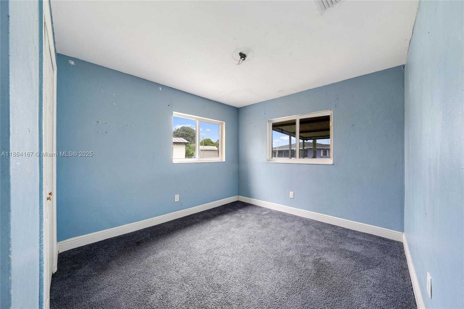 Small Image of 20401 NORTH WEST 22ND AVE, Miami Gardens Number 18