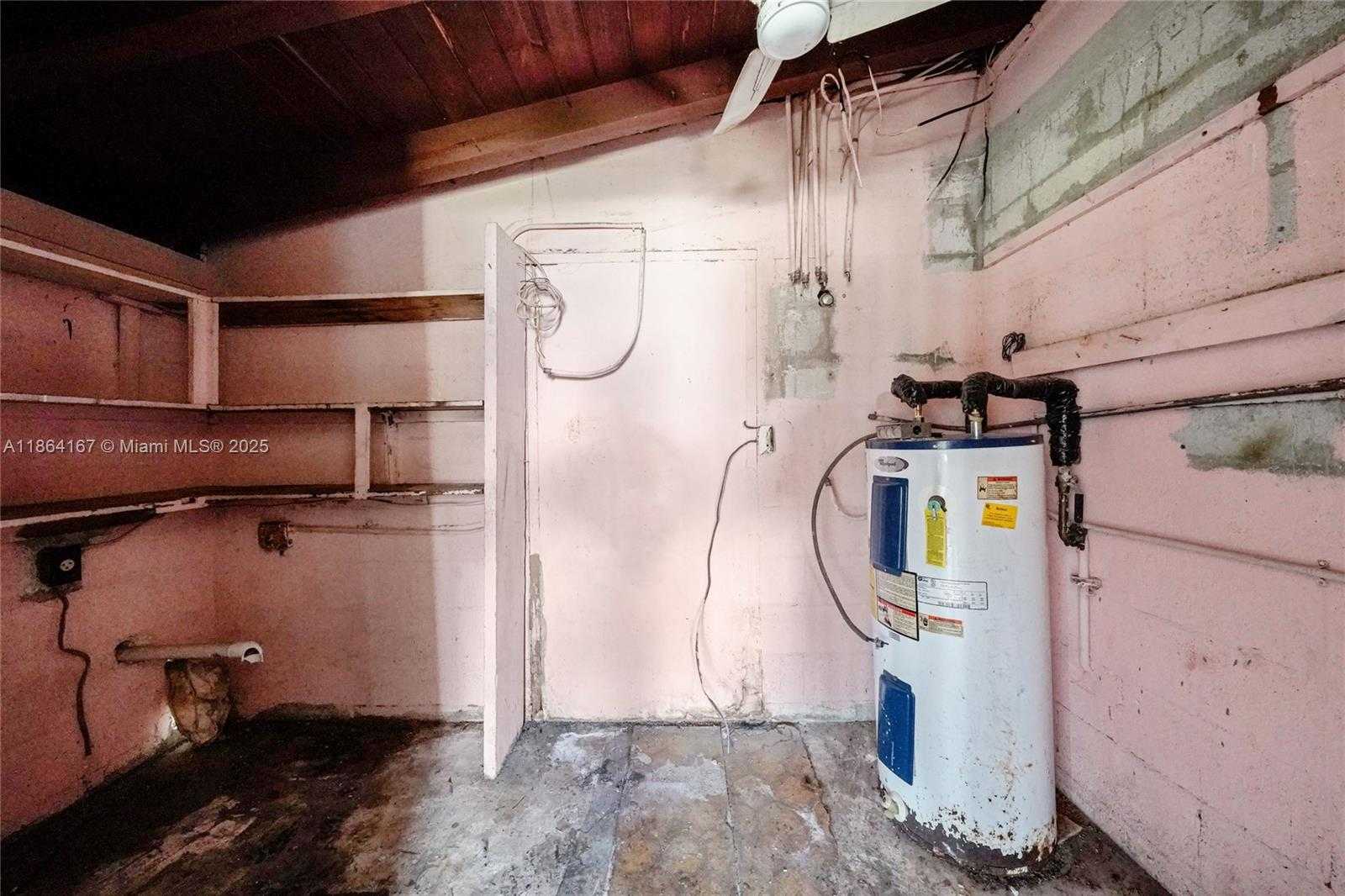Small Image of 20401 NORTH WEST 22ND AVE, Miami Gardens Number 24