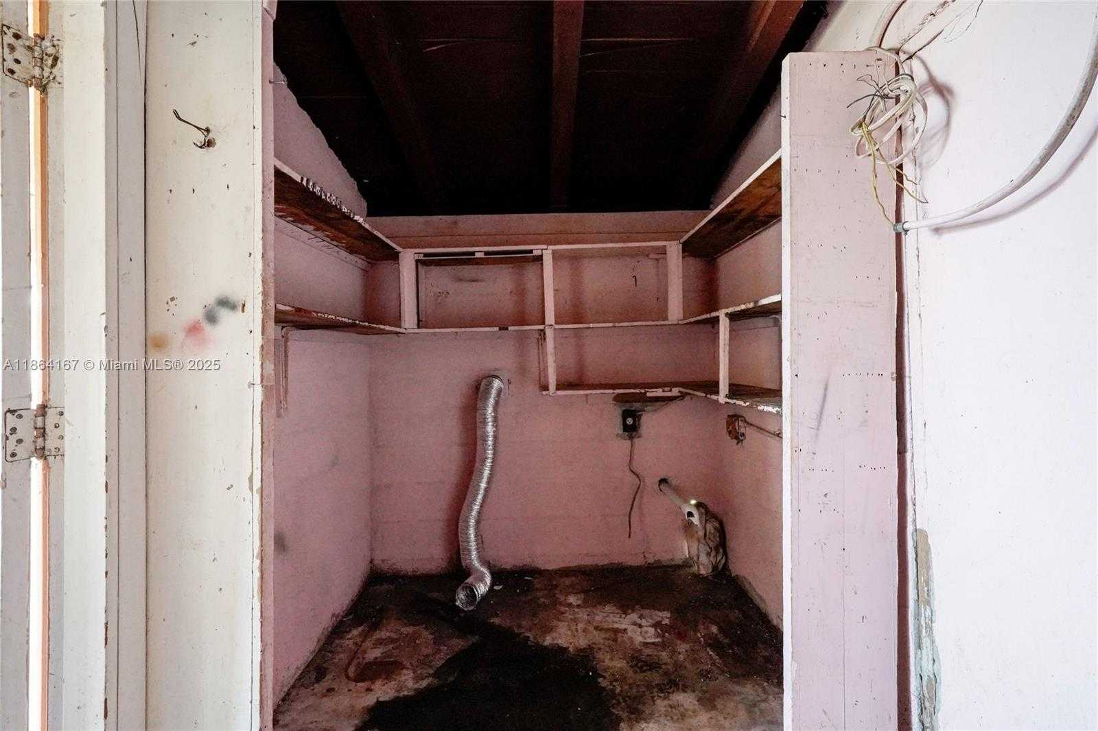 Small Image of 20401 NORTH WEST 22ND AVE, Miami Gardens Number 25