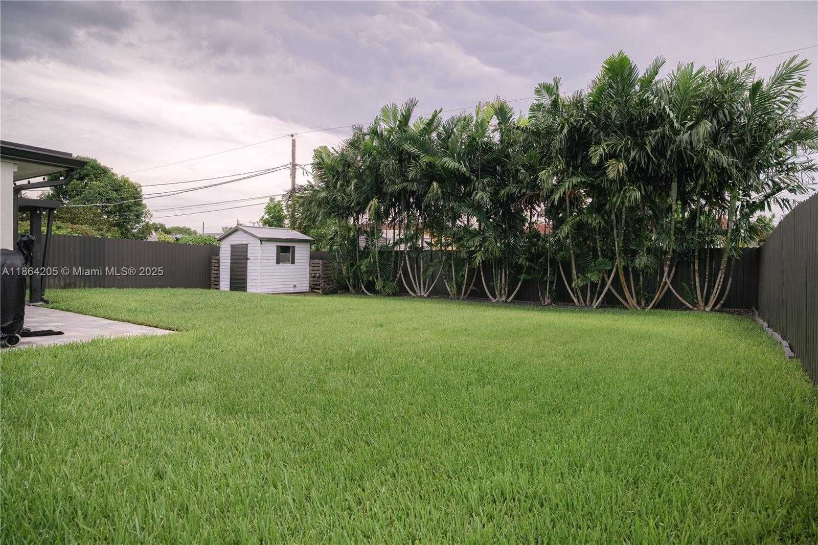 Small Image of 8811 NORTH WEST 15TH ST, Pembroke Pines Number 29