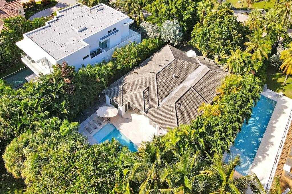 Small Image of 685 GOLDEN BEACH DR, Golden Beach Number 21