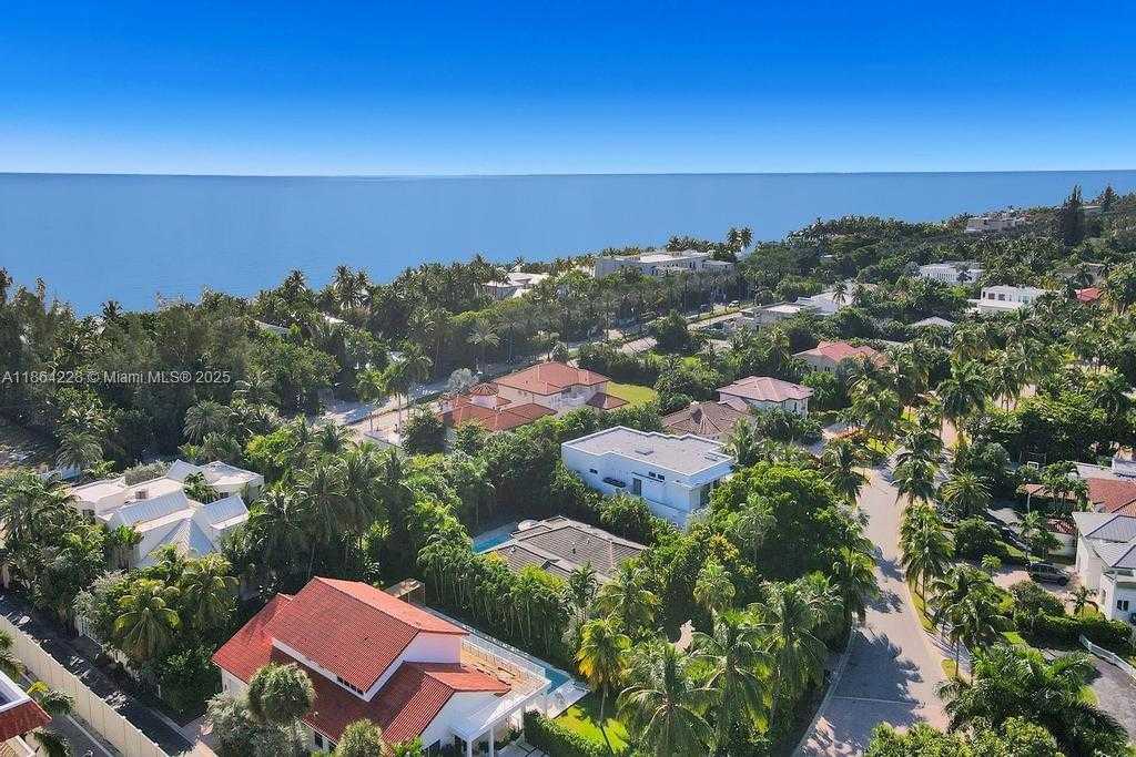 Small Image of 685 GOLDEN BEACH DR, Golden Beach Number 24