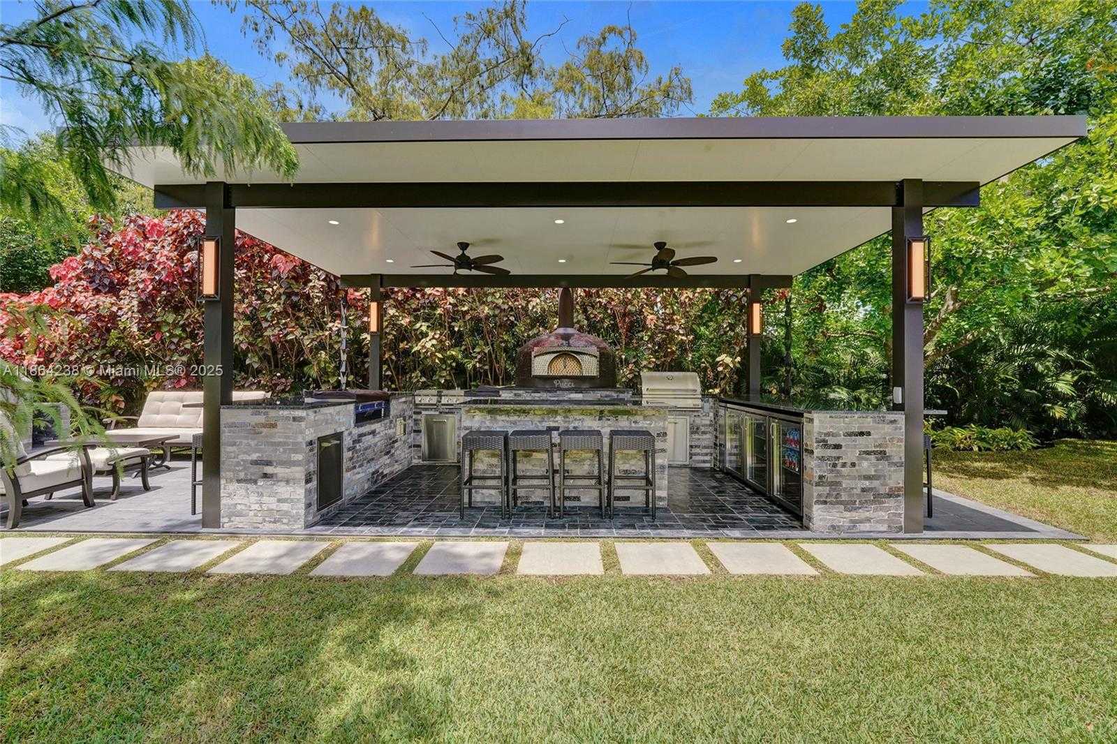 Small Image of 9004 NORTH WEST 70TH CT, Parkland Number 28