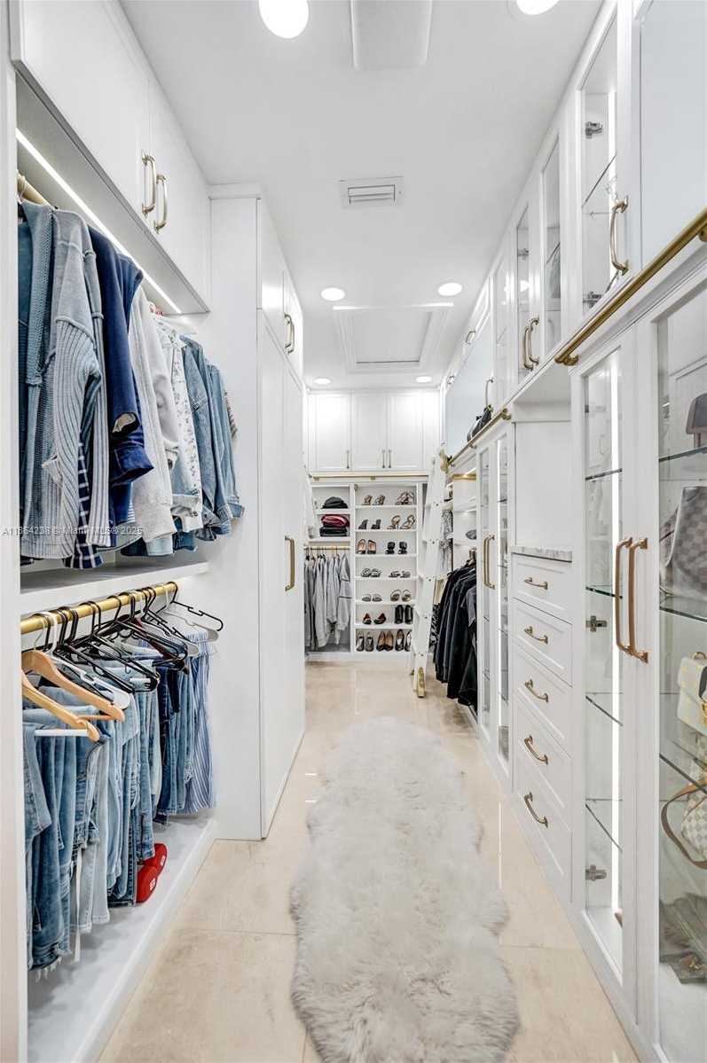 Small Image of 9004 NORTH WEST 70TH CT, Parkland Number 32