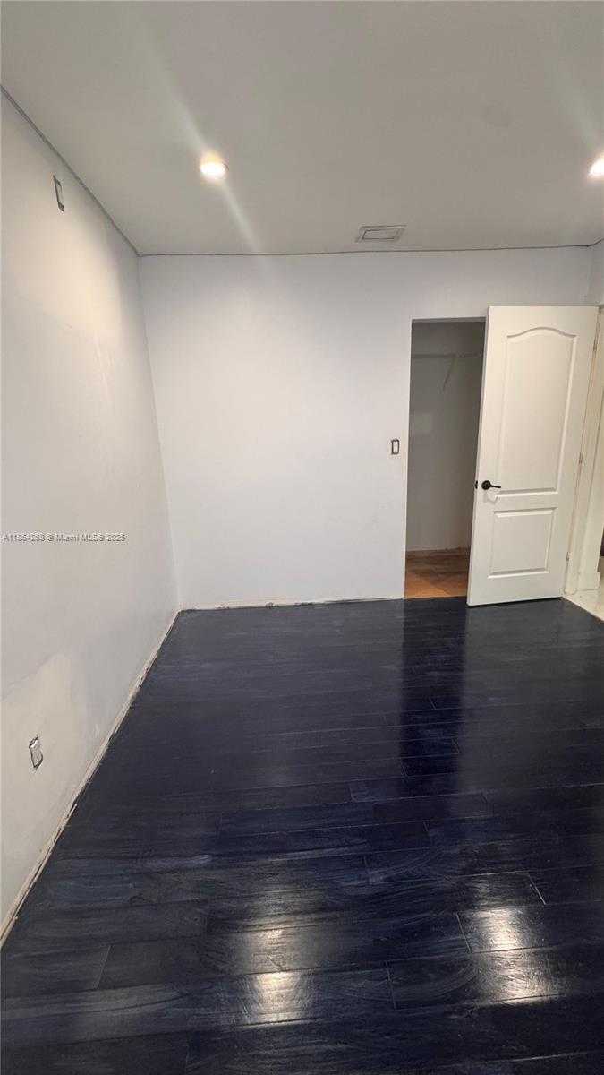 Small Image of 6727 SHERIDAN ST, Hollywood Number 23