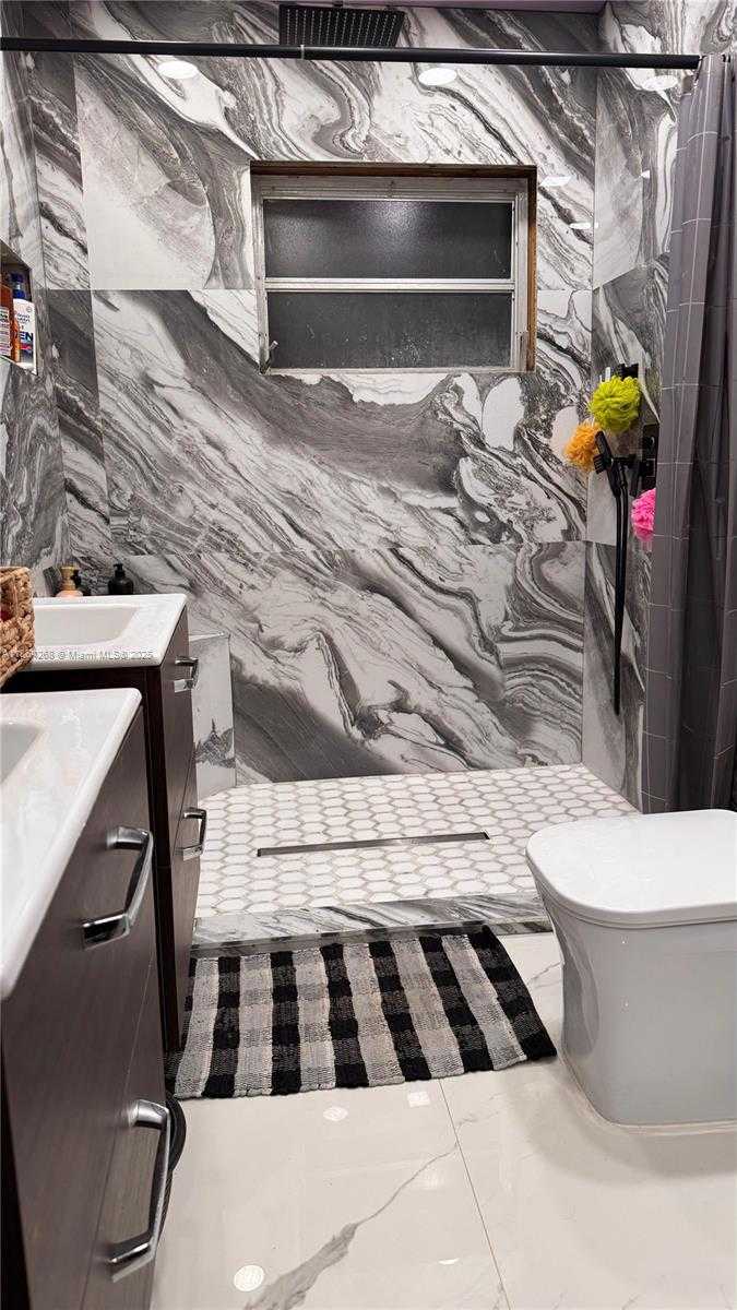 Small Image of 6727 SHERIDAN ST, Hollywood Number 28