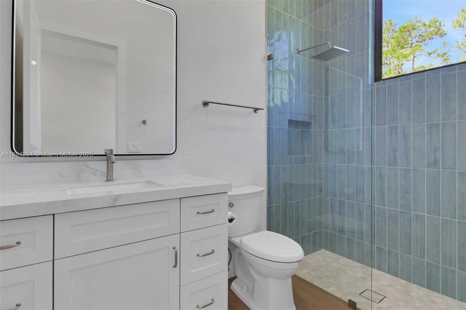 Small Image of 4987 MAHOGANY RIDGE DR, Naples Number 27