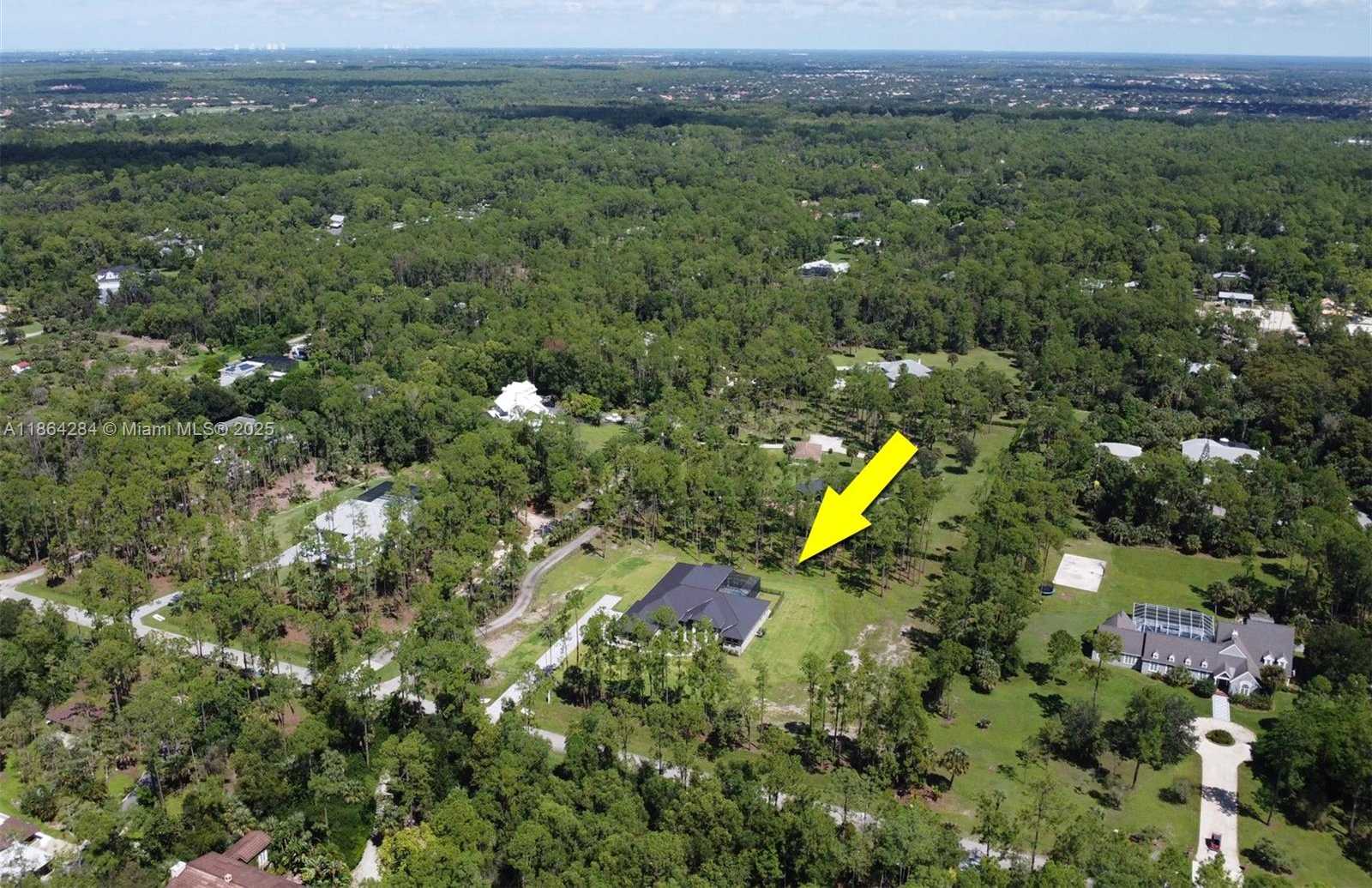 Small Image of 4987 MAHOGANY RIDGE DR, Naples Number 42