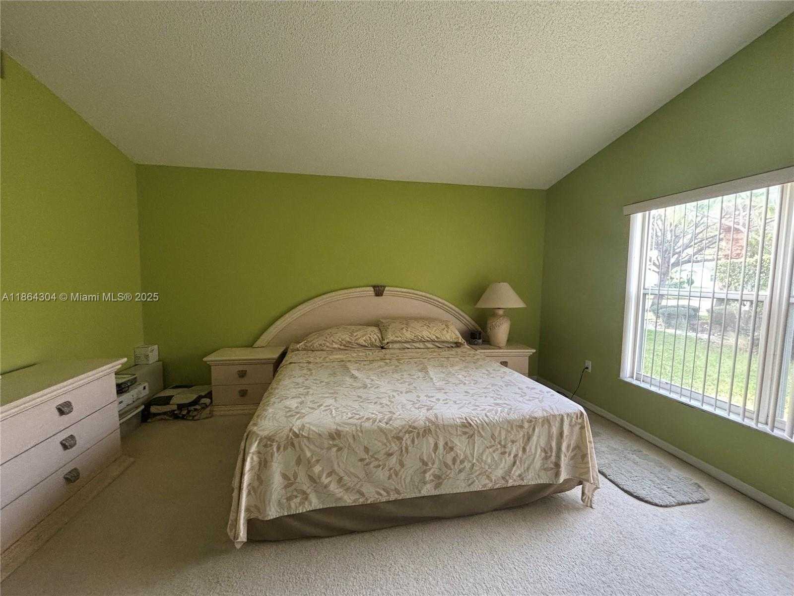 Small Image of 18581 NORTH WEST 23RD ST, Pembroke Pines Number 20