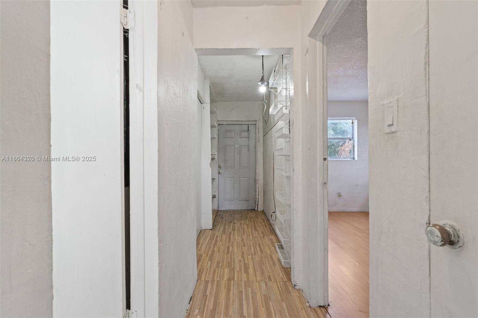 Small Image of 2433 NORTH WEST 20TH ST, Fort Lauderdale Number 11