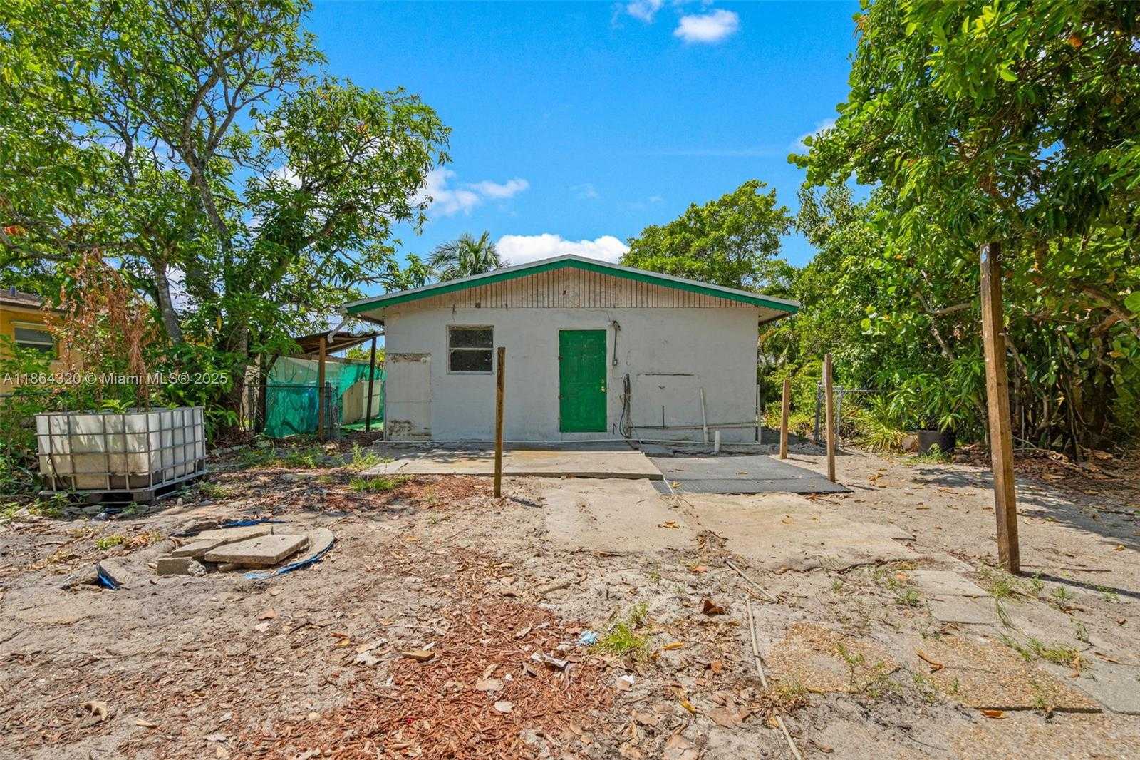 Small Image of 2433 NORTH WEST 20TH ST, Fort Lauderdale Number 19