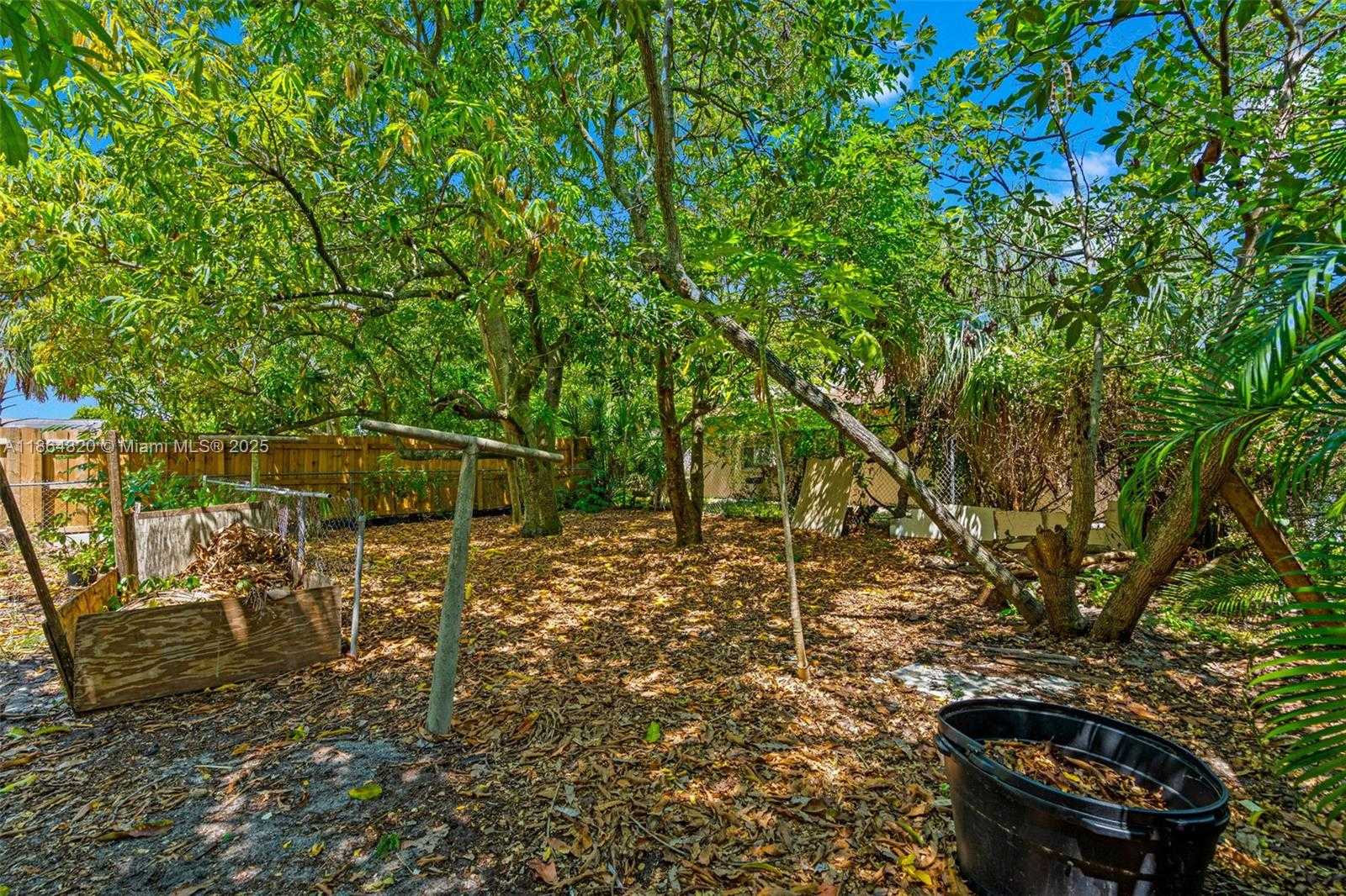 Small Image of 2433 NORTH WEST 20TH ST, Fort Lauderdale Number 23