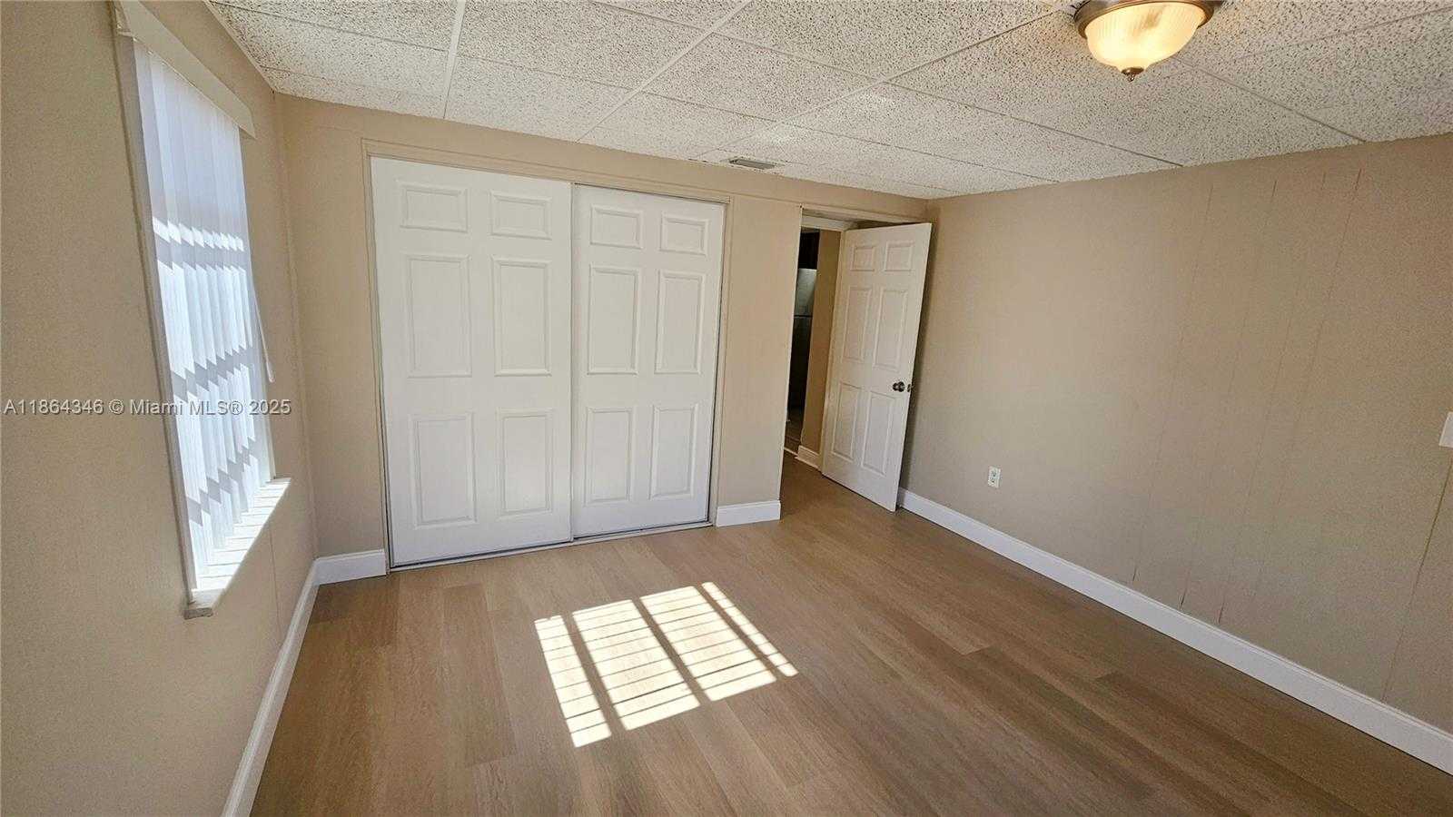 Small Image of 453 EAST 61ST ST, Hialeah Number 16