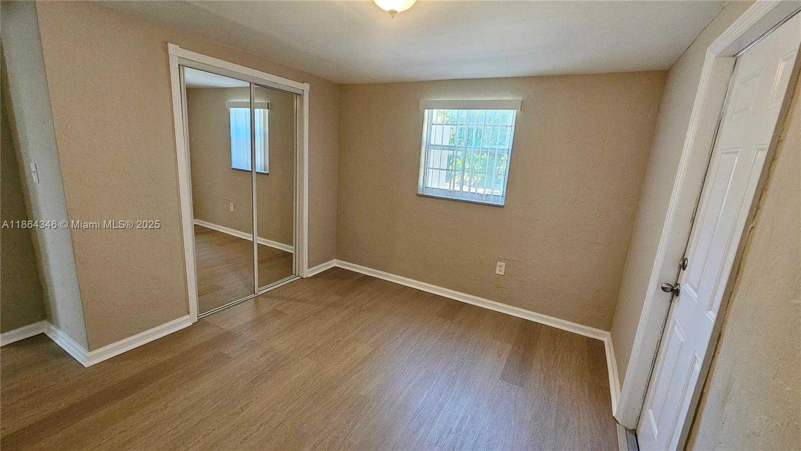 Small Image of 453 EAST 61ST ST, Hialeah Number 19