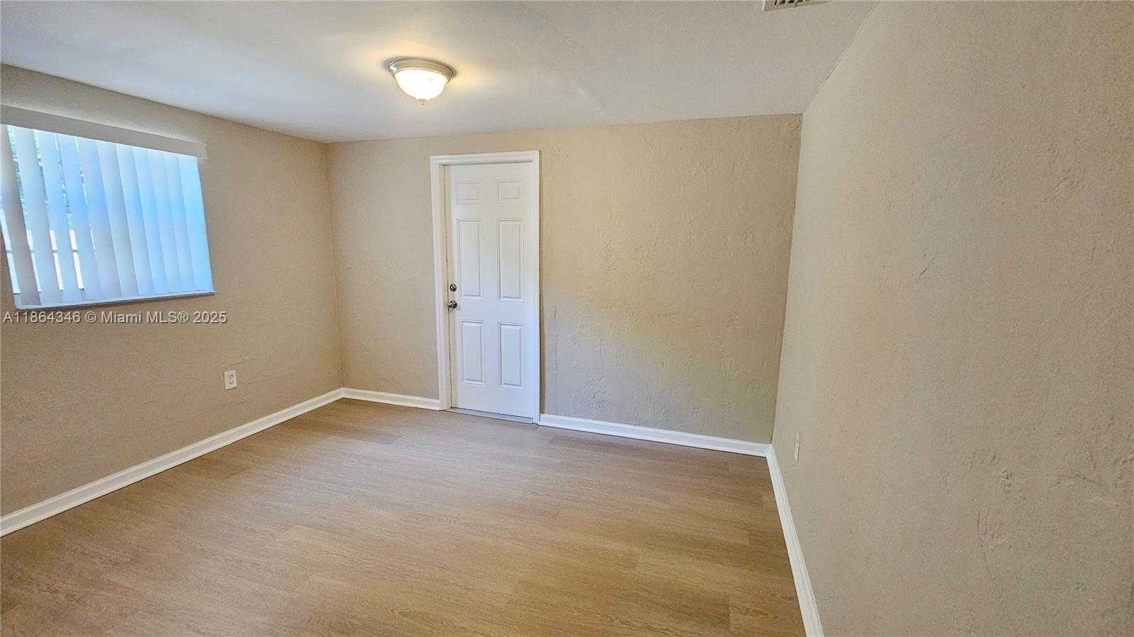 Small Image of 453 EAST 61ST ST, Hialeah Number 20