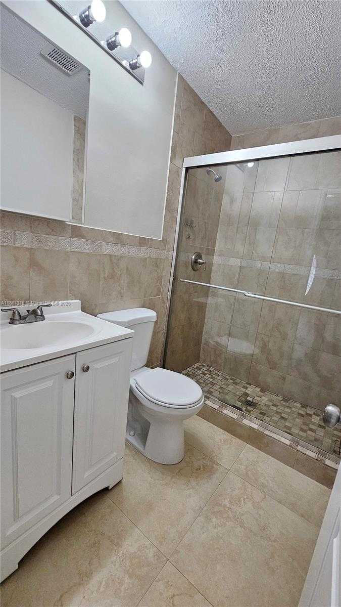 Small Image of 453 EAST 61ST ST, Hialeah Number 21