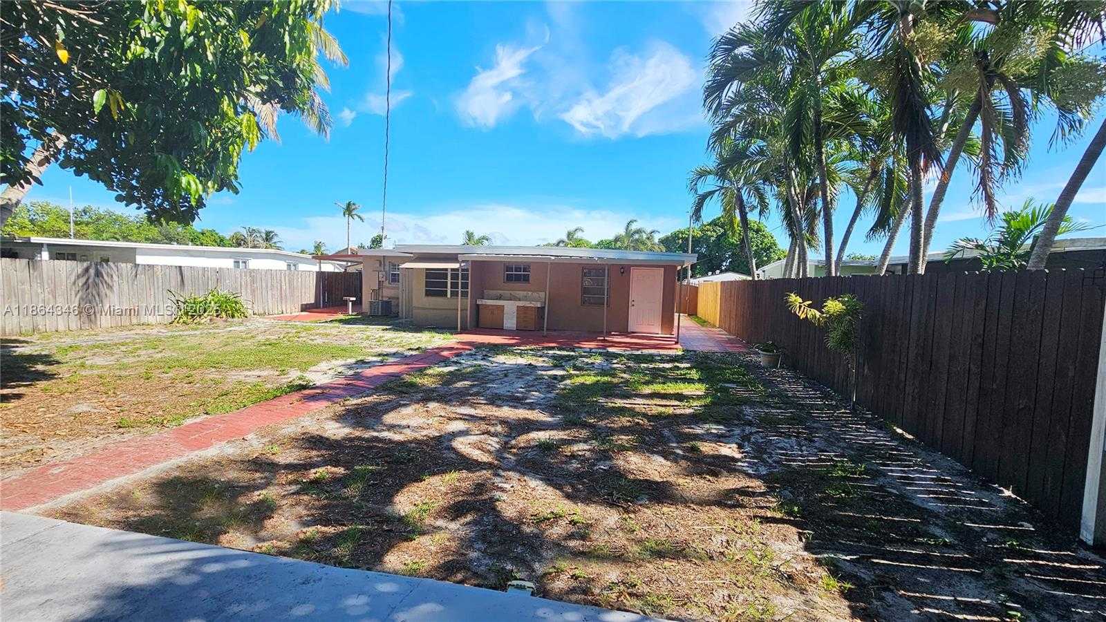 Small Image of 453 EAST 61ST ST, Hialeah Number 24