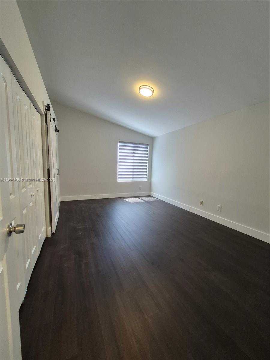 Small Image of 2176 NORTH WEST 184TH WAY, Pembroke Pines Number 17