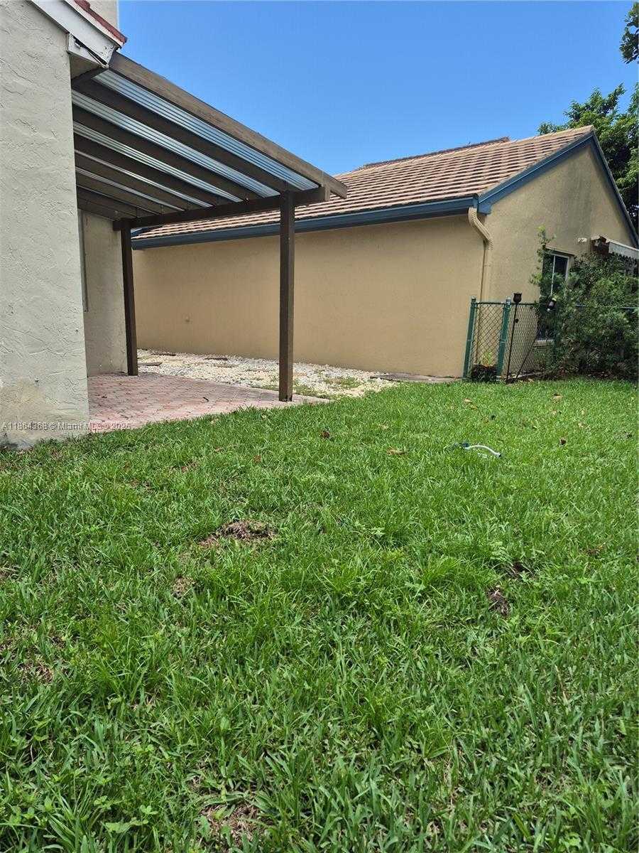 Small Image of 2176 NORTH WEST 184TH WAY, Pembroke Pines Number 21
