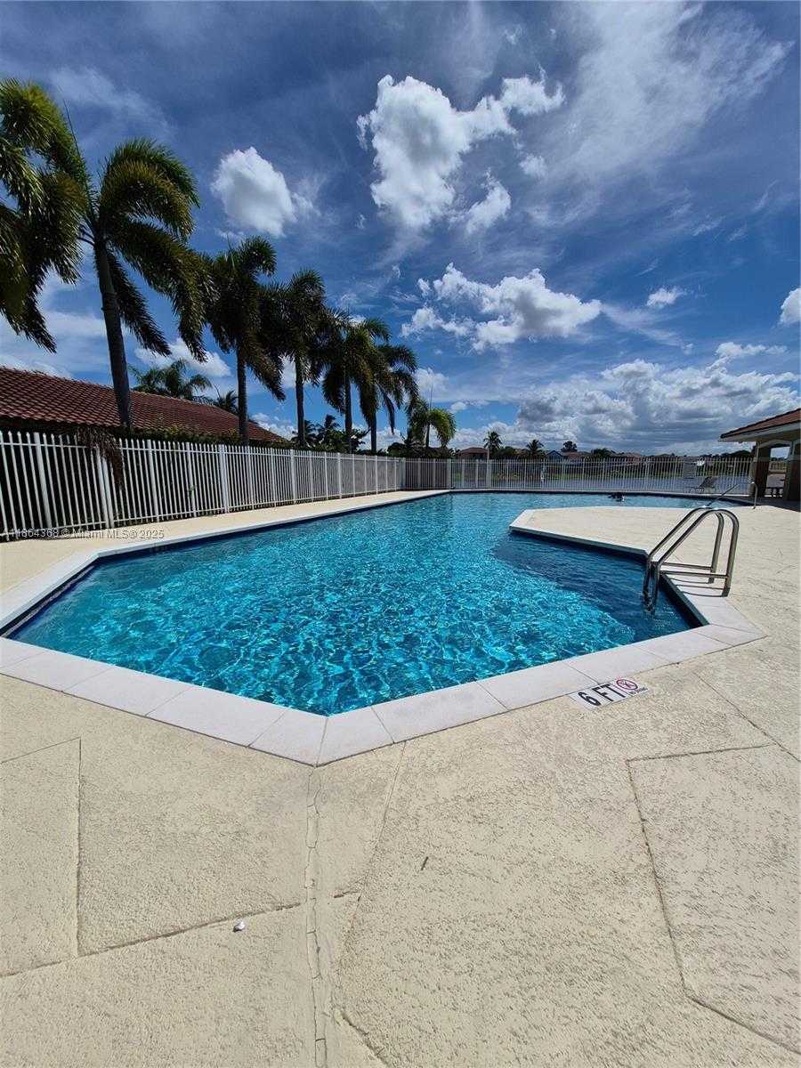 Small Image of 2176 NORTH WEST 184TH WAY, Pembroke Pines Number 22