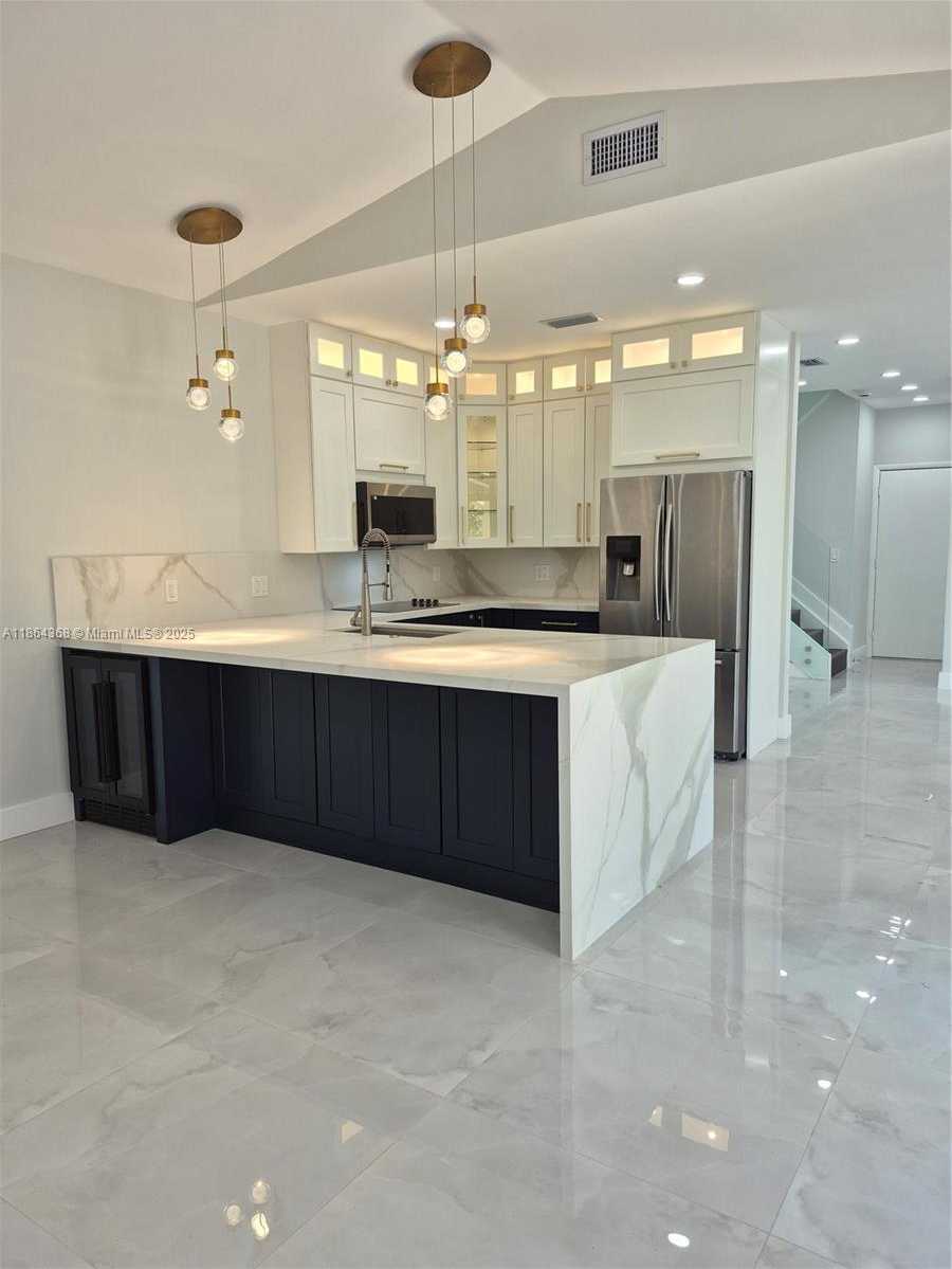 Small Image of 2176 NORTH WEST 184TH WAY, Pembroke Pines Number 8