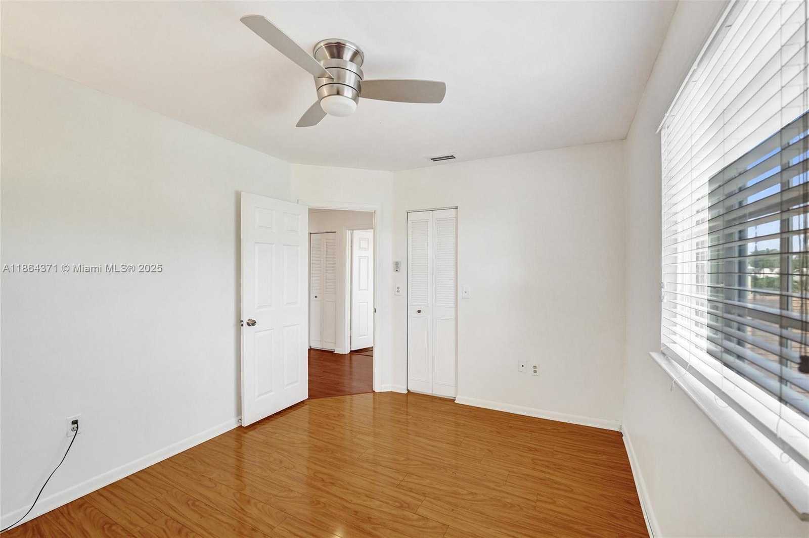 Small Image of 9950 SOUTH WEST 12TH ST, Pembroke Pines Number 32