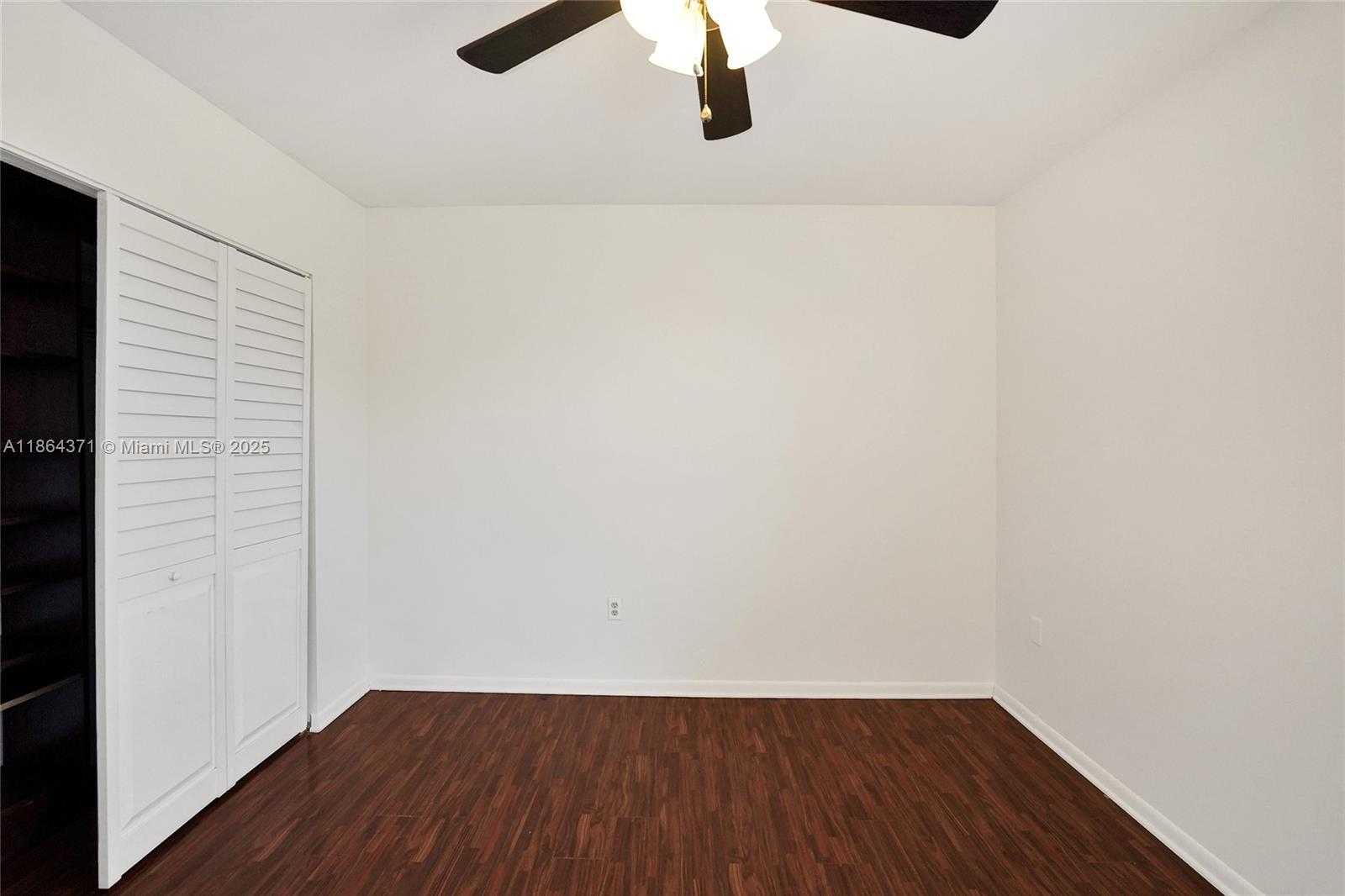 Small Image of 9950 SOUTH WEST 12TH ST, Pembroke Pines Number 35