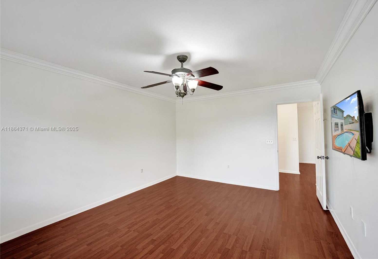 Small Image of 9950 SOUTH WEST 12TH ST, Pembroke Pines Number 44