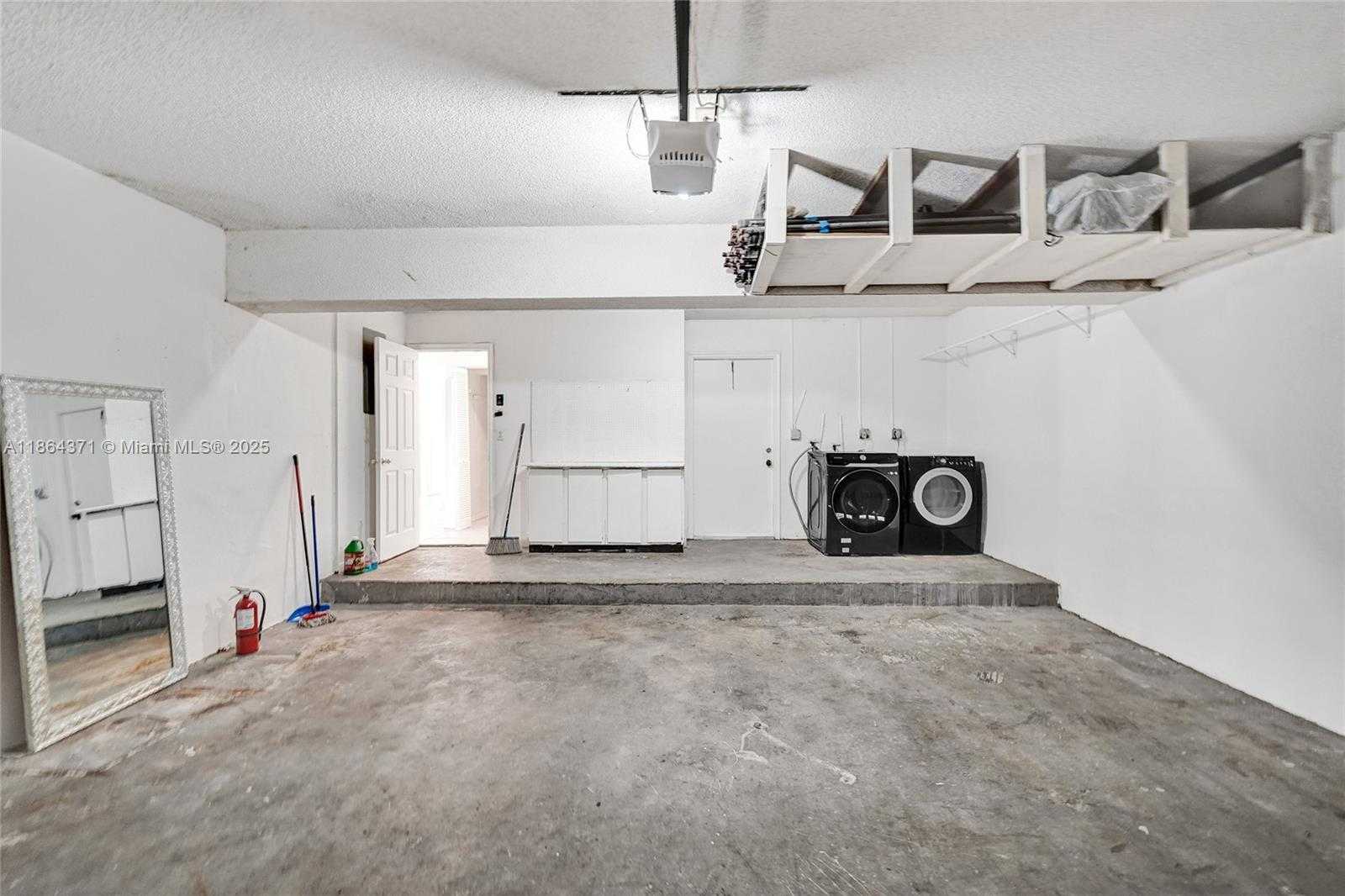 Small Image of 9950 SOUTH WEST 12TH ST, Pembroke Pines Number 61