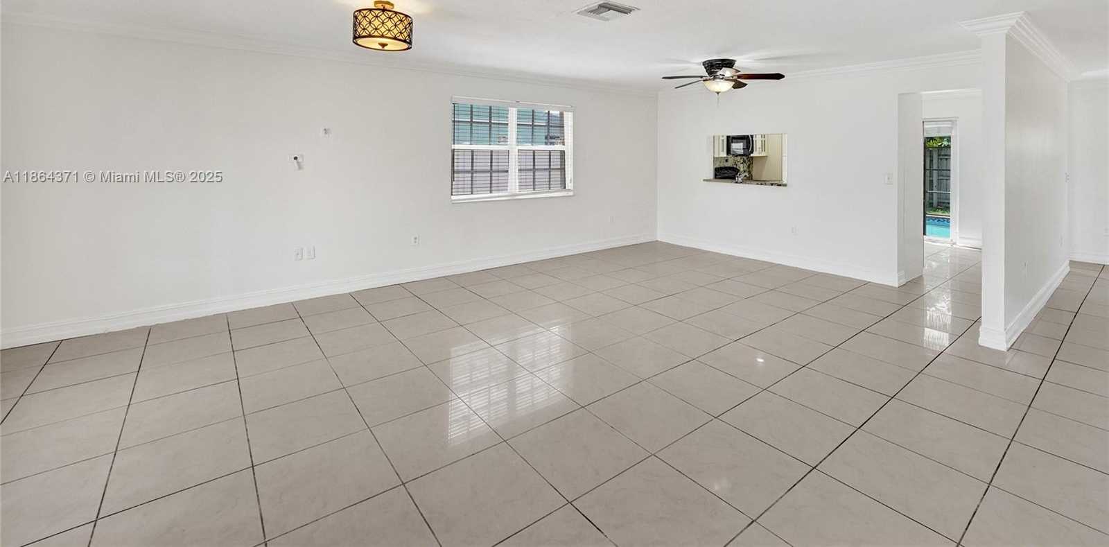 Small Image of 9950 SOUTH WEST 12TH ST, Pembroke Pines Number 8