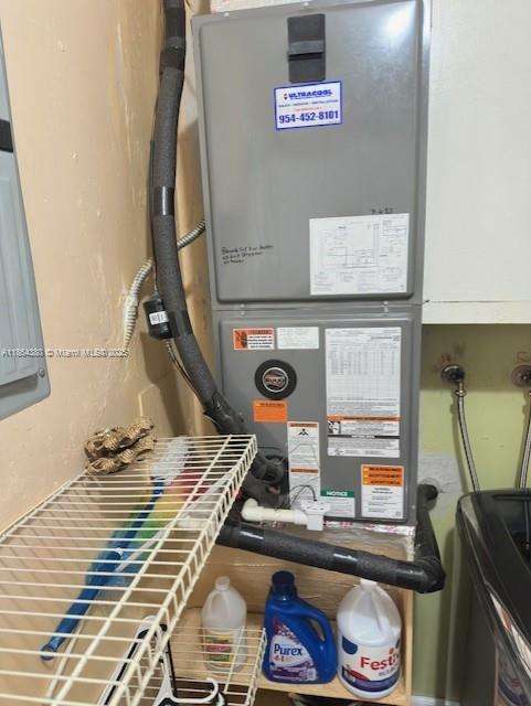 Small Image of Tamarac Number 27