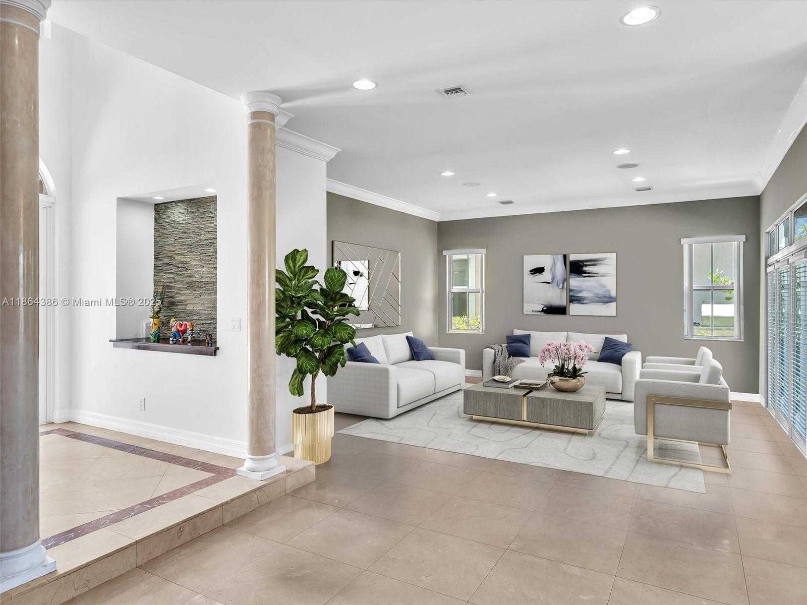 Small Image of 3521 FOREST VIEW CIR, Fort Lauderdale Number 5
