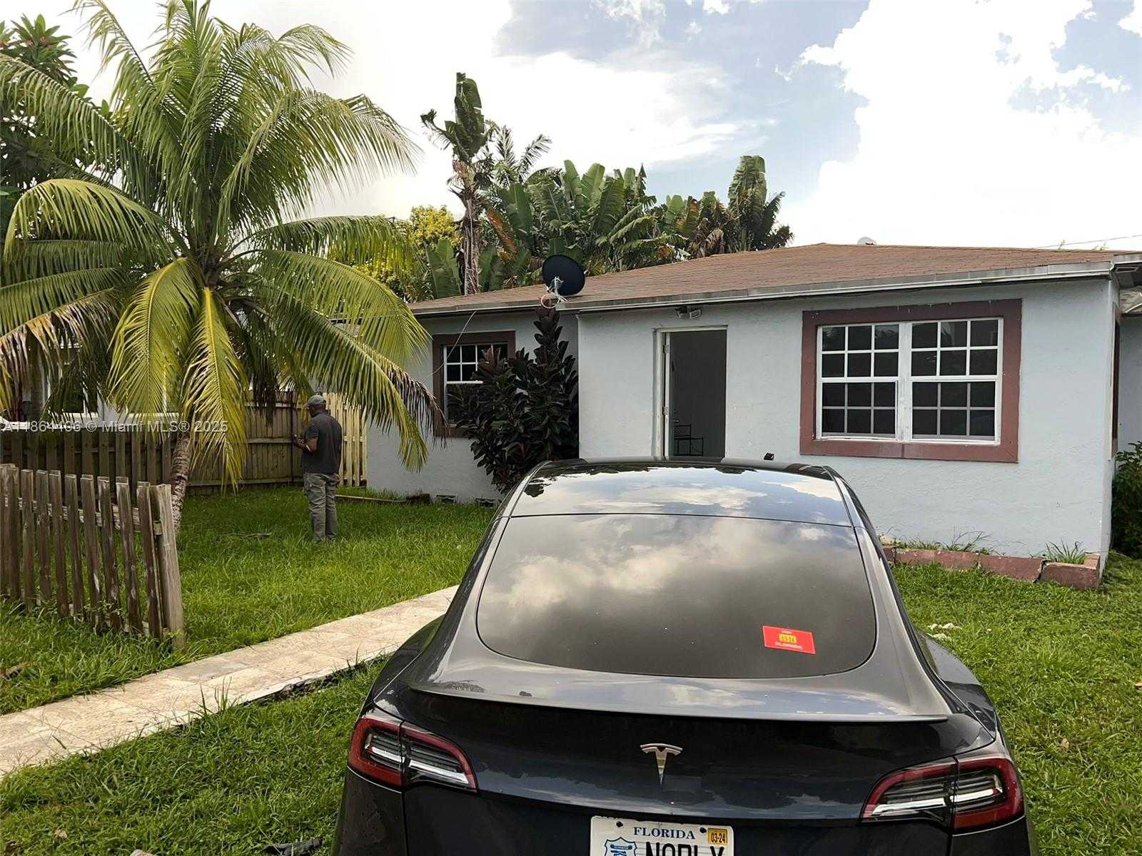 Small Image of 802 SOUTH 24TH AVE, Hollywood Number 21