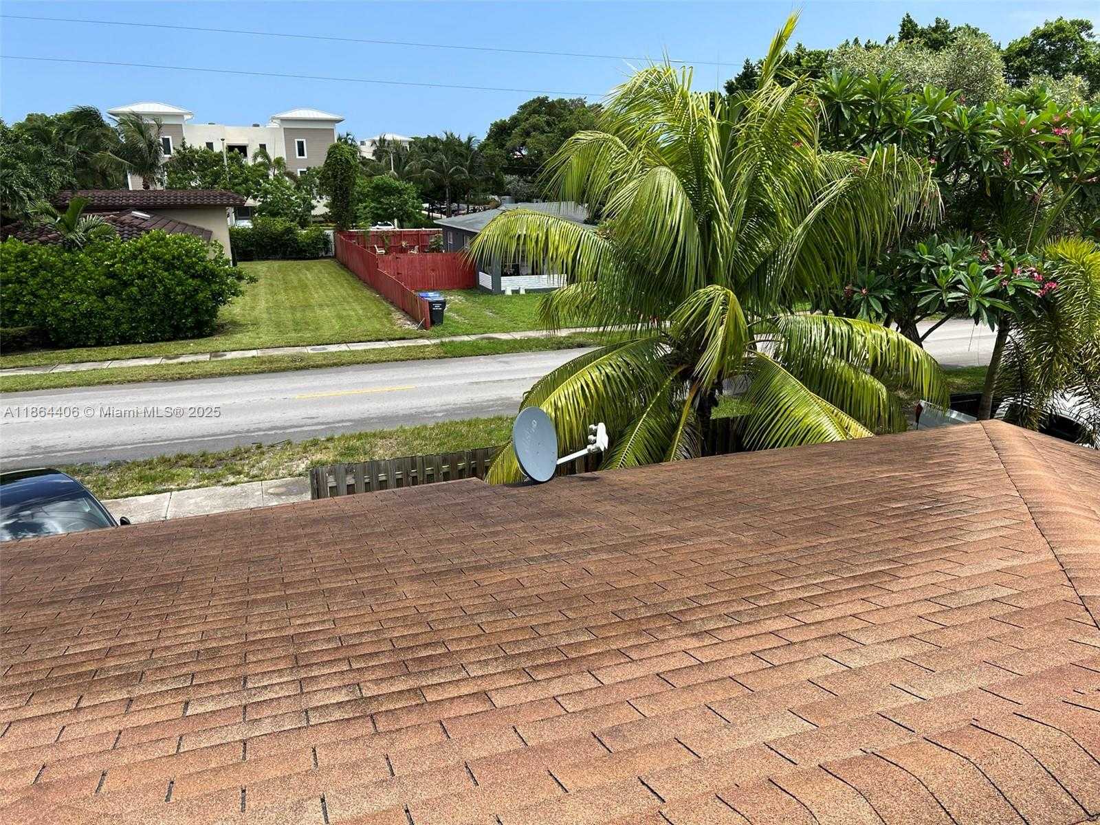 Small Image of 802 SOUTH 24TH AVE, Hollywood Number 22