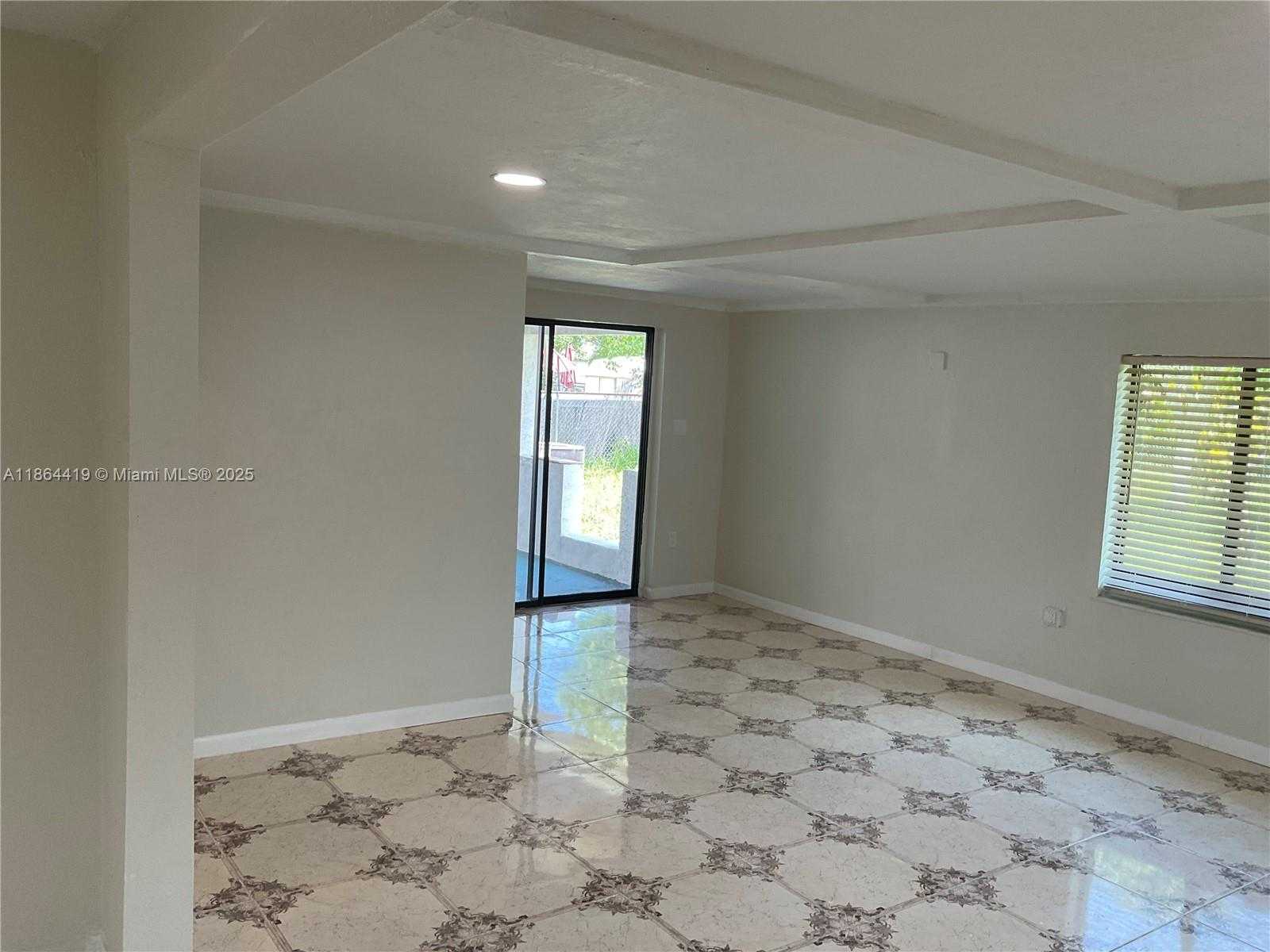 Small Image of 1150 NORTH EAST 143RD ST, North Miami Number 13