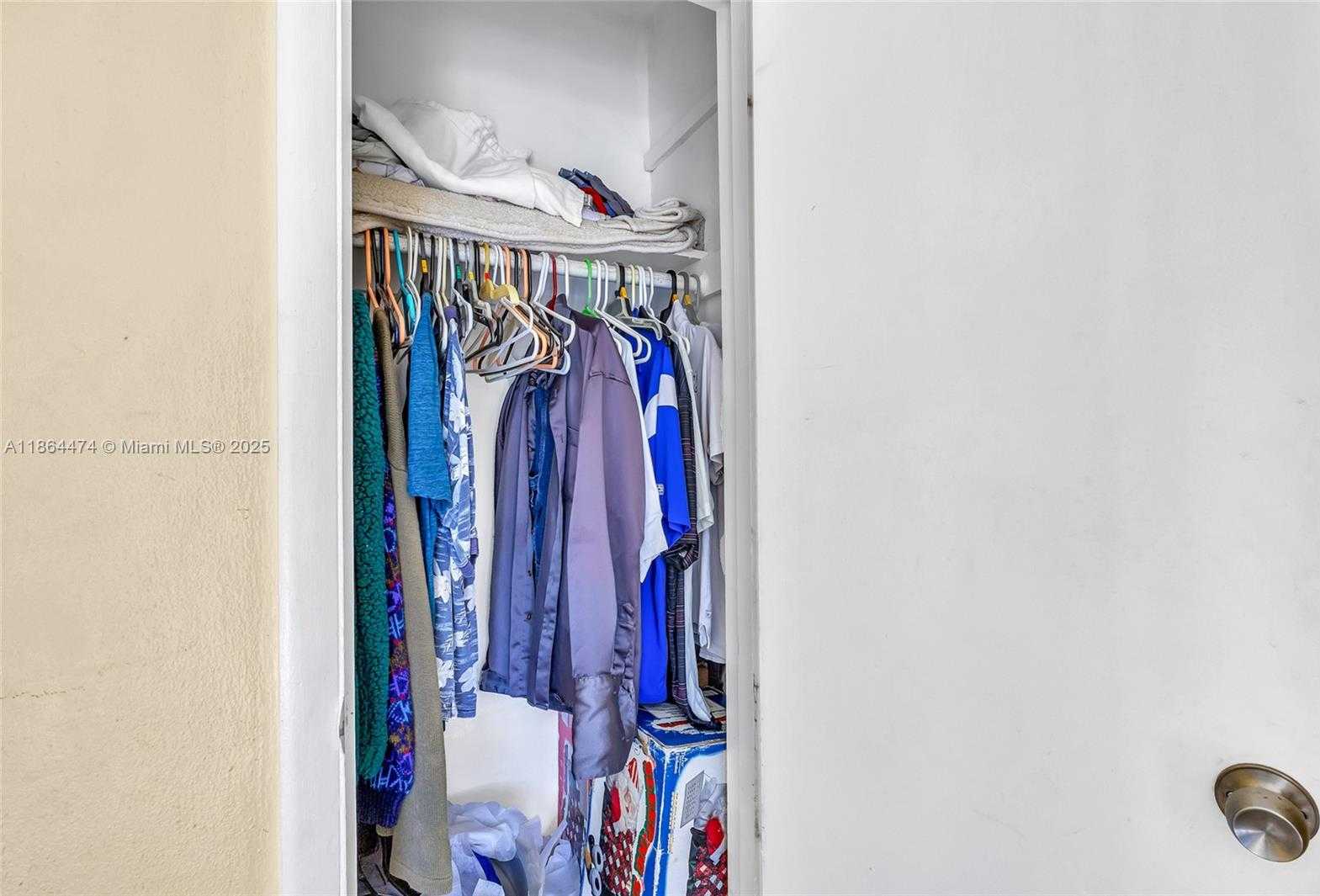 Small Image of 17210 NORTH WEST 47TH AVE, Miami Gardens Number 21