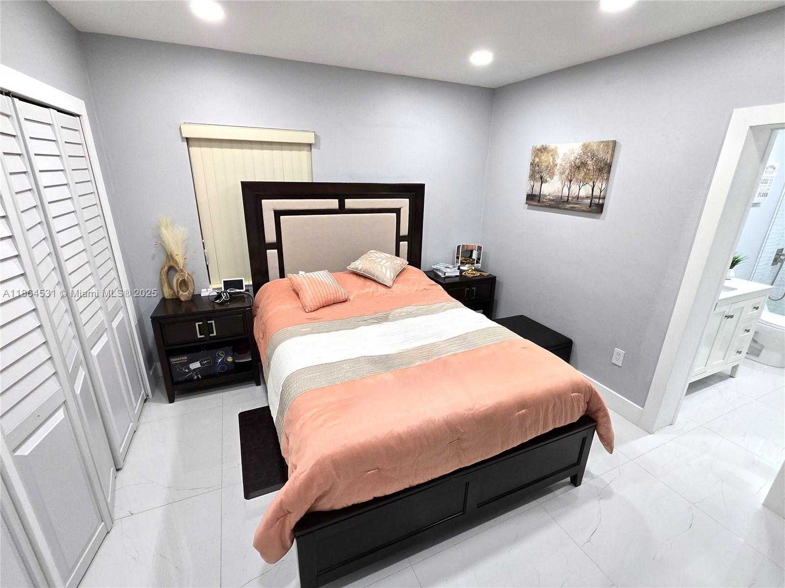 Small Image of 380 WEST 41ST ST, Hialeah Number 23