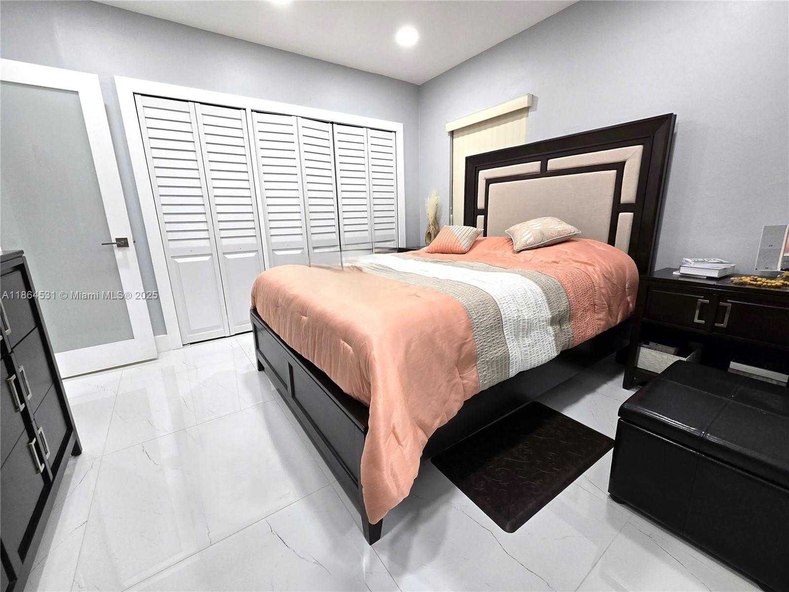 Small Image of 380 WEST 41ST ST, Hialeah Number 25