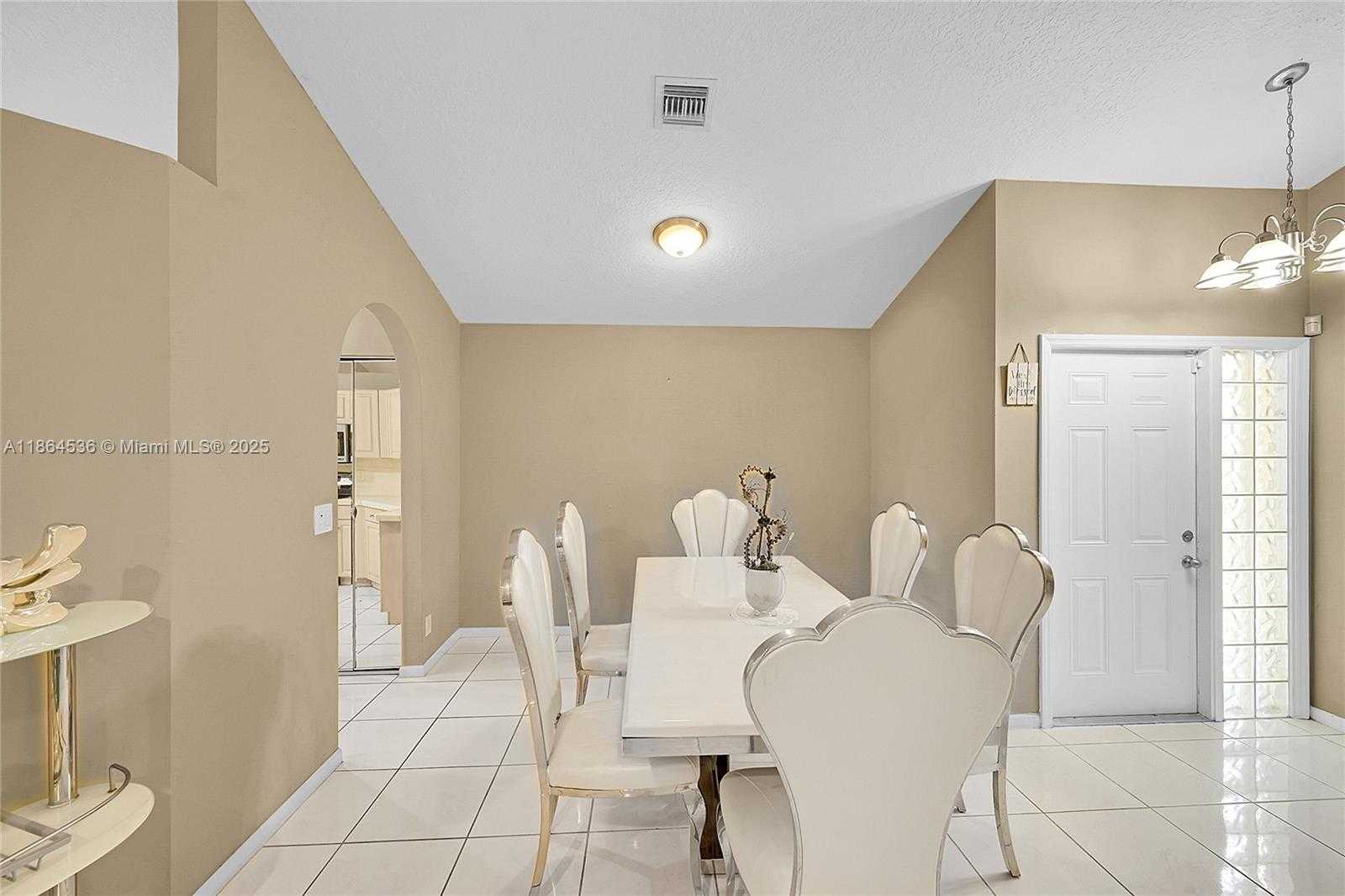 Small Image of 10261 SOUTH LEXINGTON LAKES BLVD S, Boynton Beach Number 10
