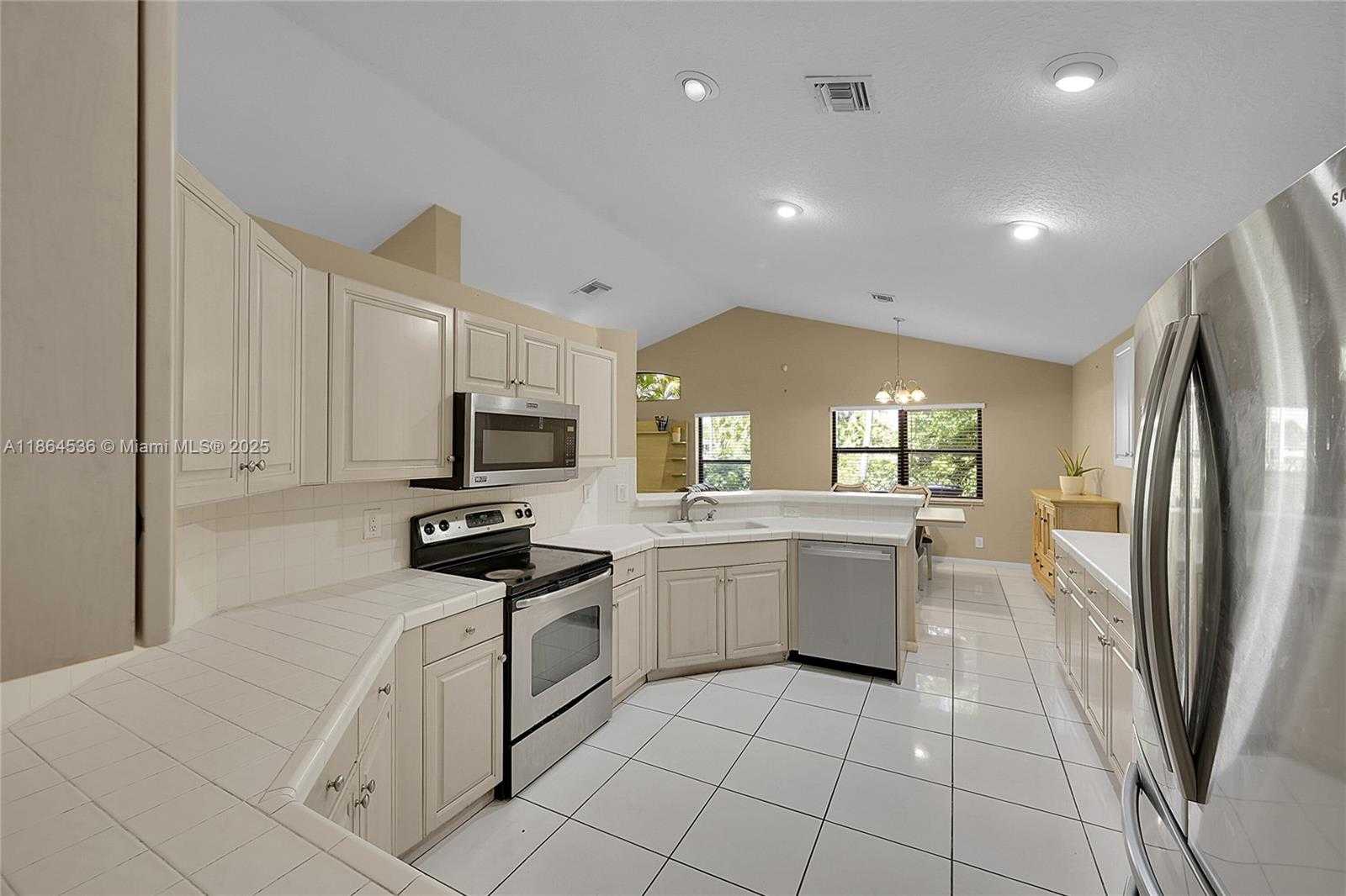 Small Image of 10261 SOUTH LEXINGTON LAKES BLVD S, Boynton Beach Number 15