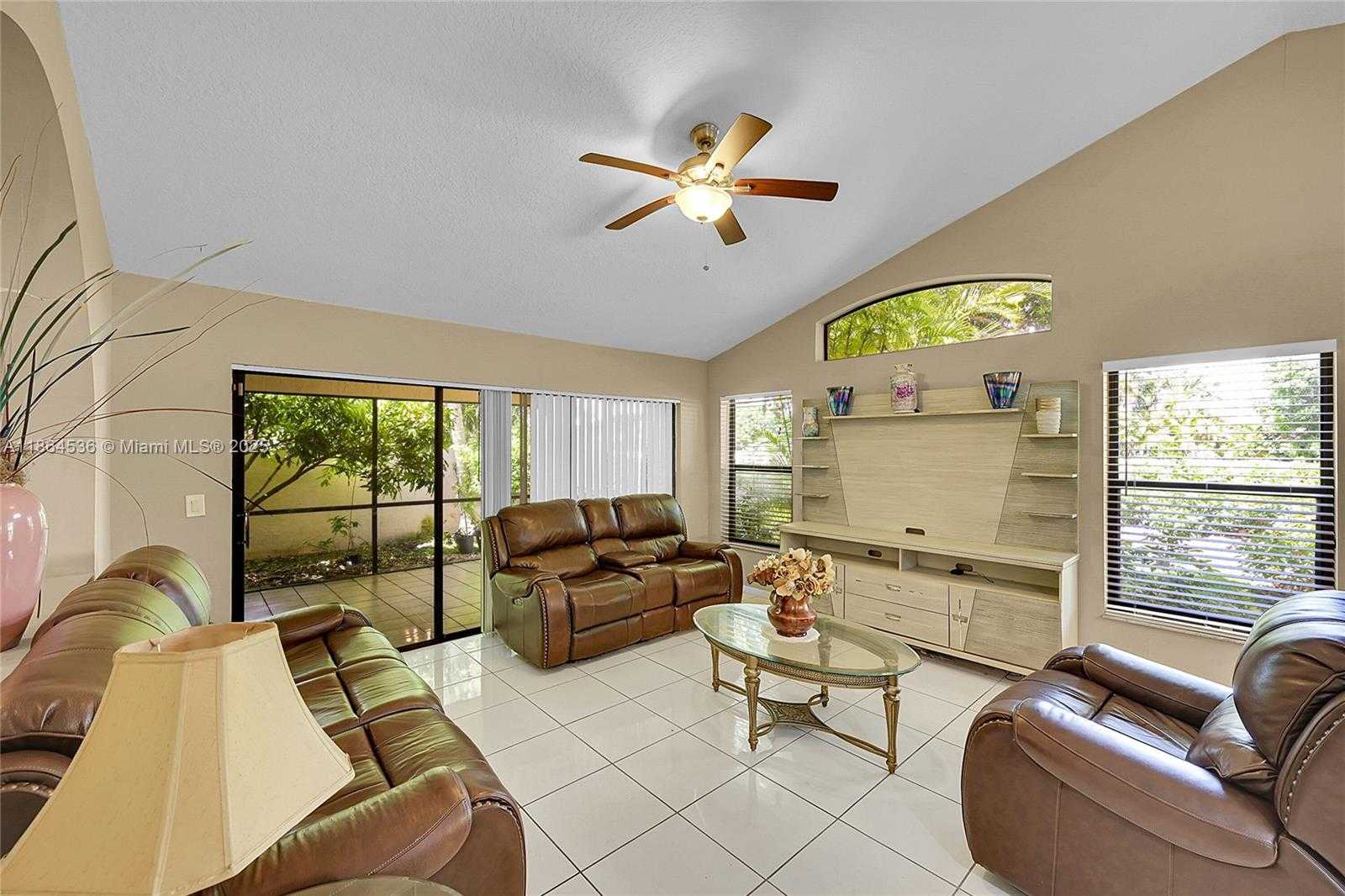 Small Image of 10261 SOUTH LEXINGTON LAKES BLVD S, Boynton Beach Number 19