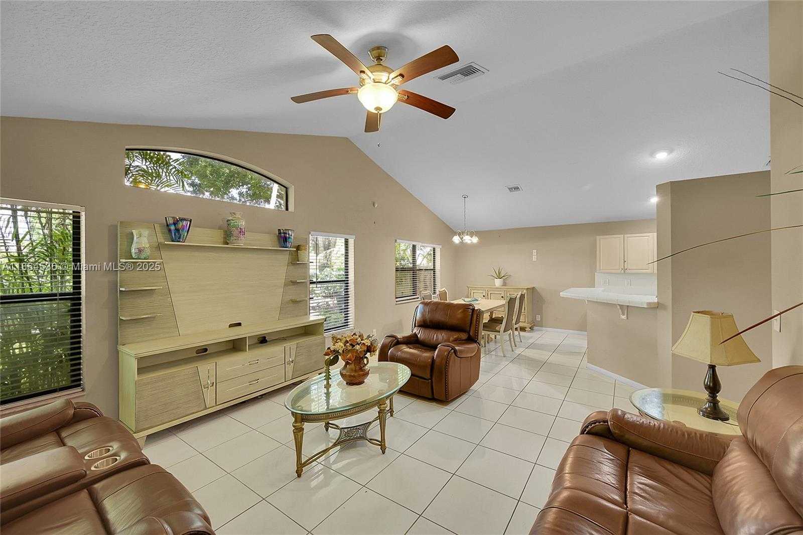 Small Image of 10261 SOUTH LEXINGTON LAKES BLVD S, Boynton Beach Number 20