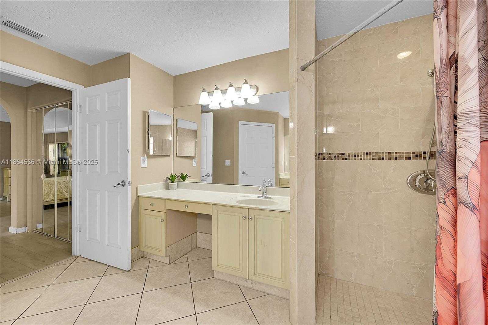 Small Image of 10261 SOUTH LEXINGTON LAKES BLVD S, Boynton Beach Number 28