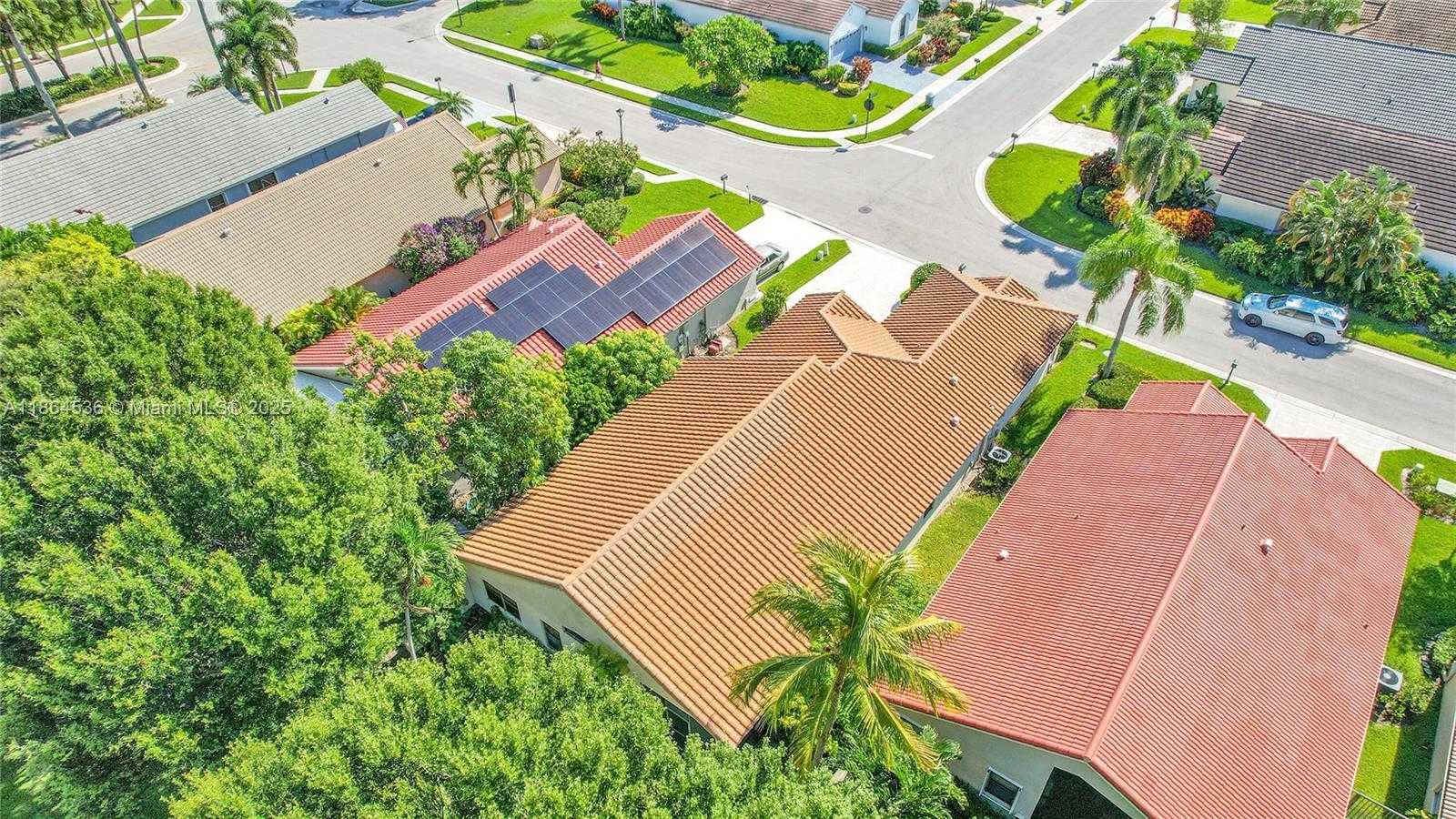 Small Image of 10261 SOUTH LEXINGTON LAKES BLVD S, Boynton Beach Number 46